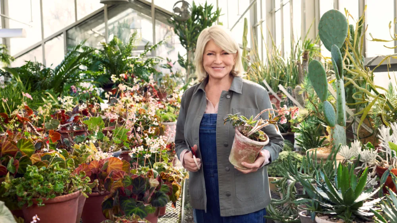 TRACTOR SUPPLY COMPANY AND MARTHA STEWART WELCOME SPRING WITH LAUNCH OF GARDEN APPAREL LINE
