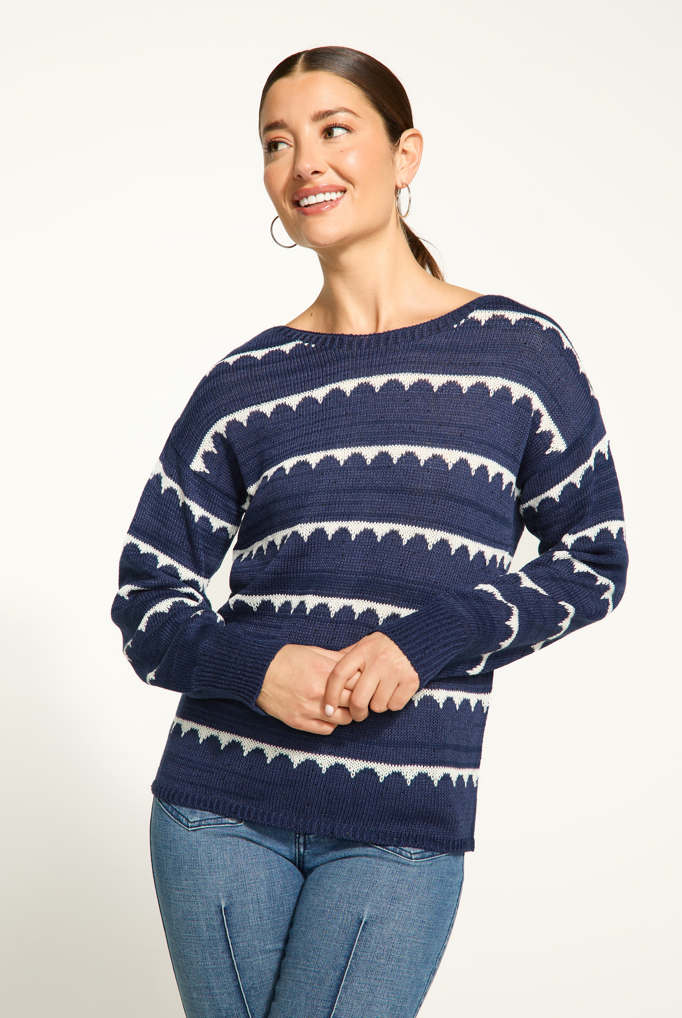 Boat neck scallop stripe sweater