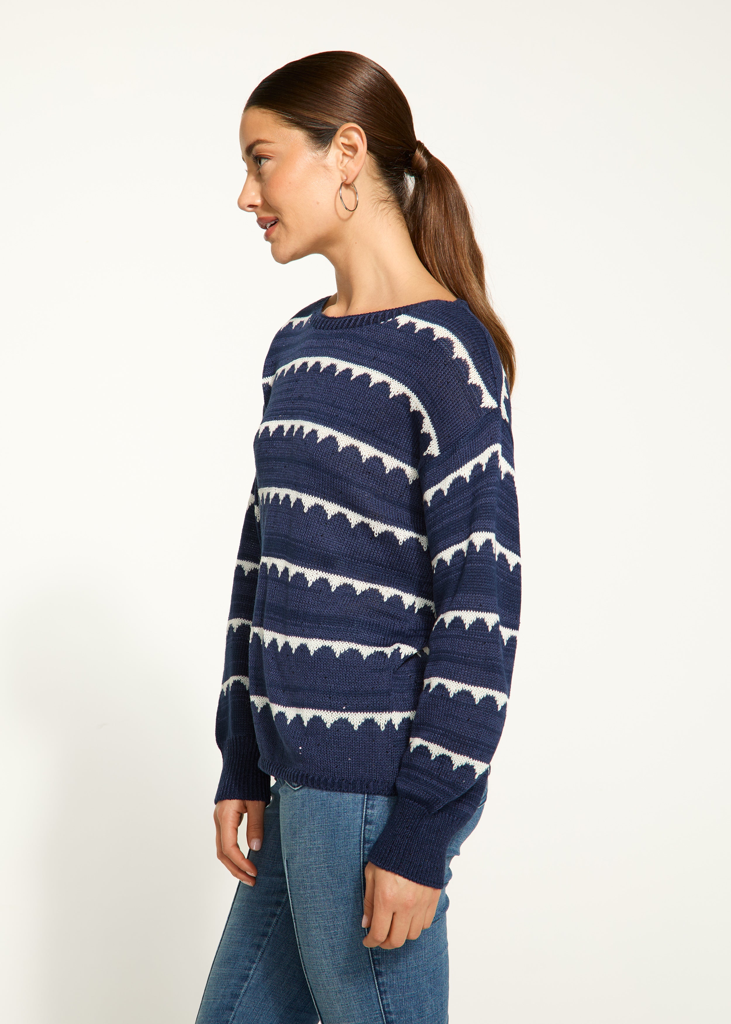 Boat neck scallop stripe sweater