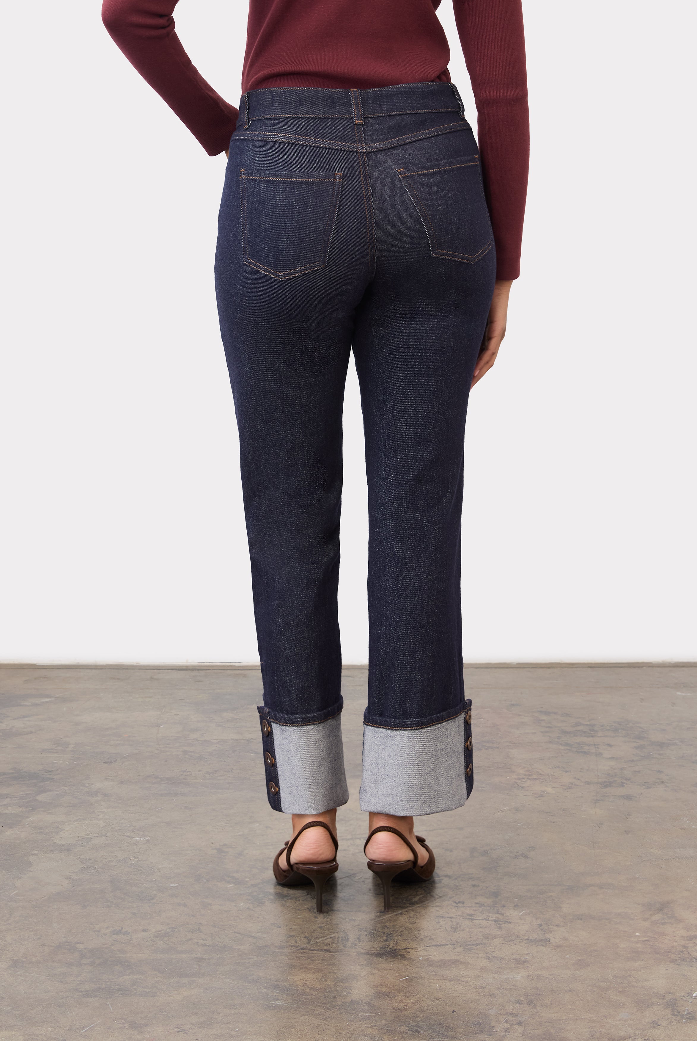 Full view of model in Suzanne pant in blueberry, showcasing straight silhouette by French Dressing Jeans (FDJ)