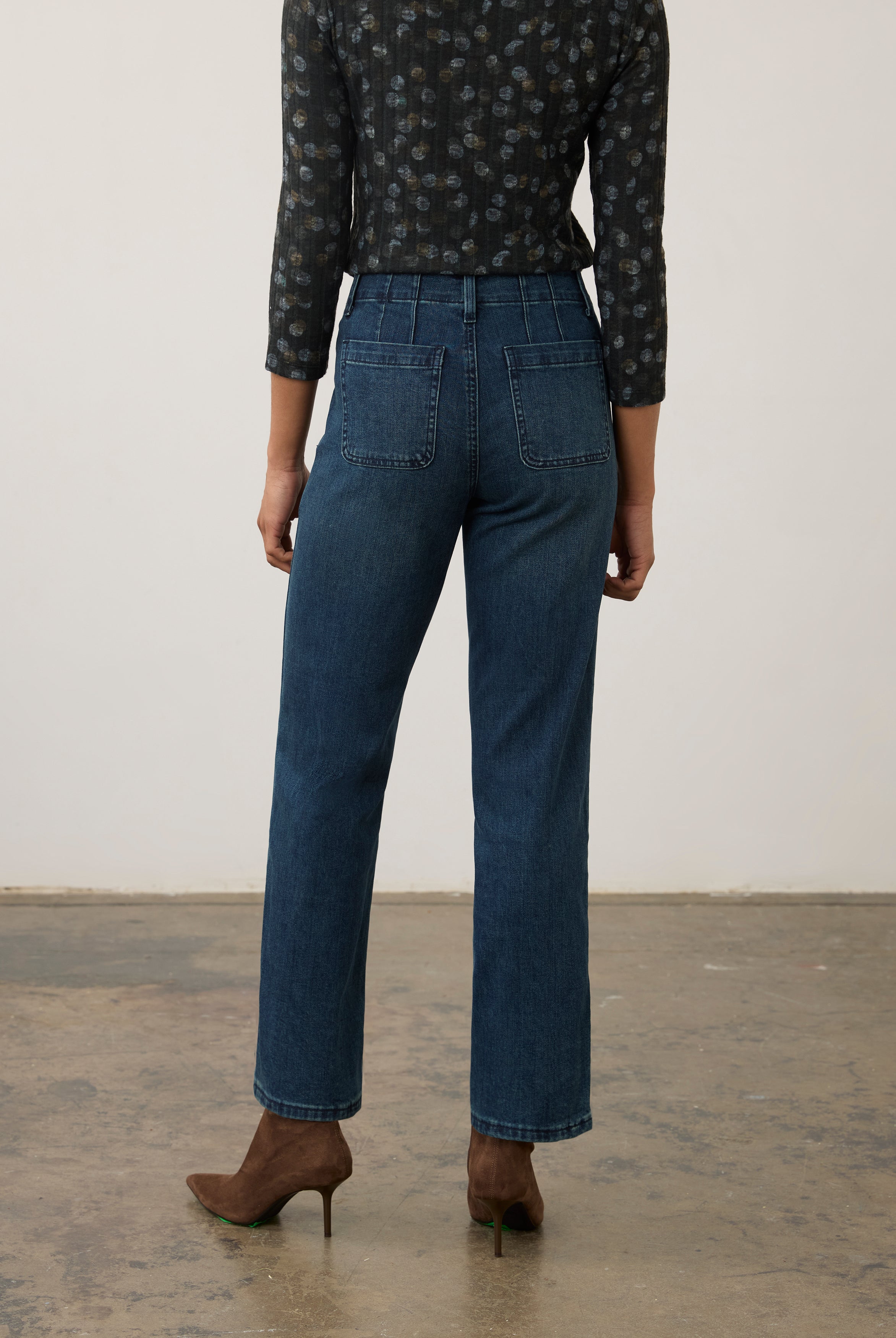Back view of dark wash denim pants showcasing back patch pockets and straight leg silhouette by French Dressing Jeans (FDJ) par French Dressing Jeans (FDJ)