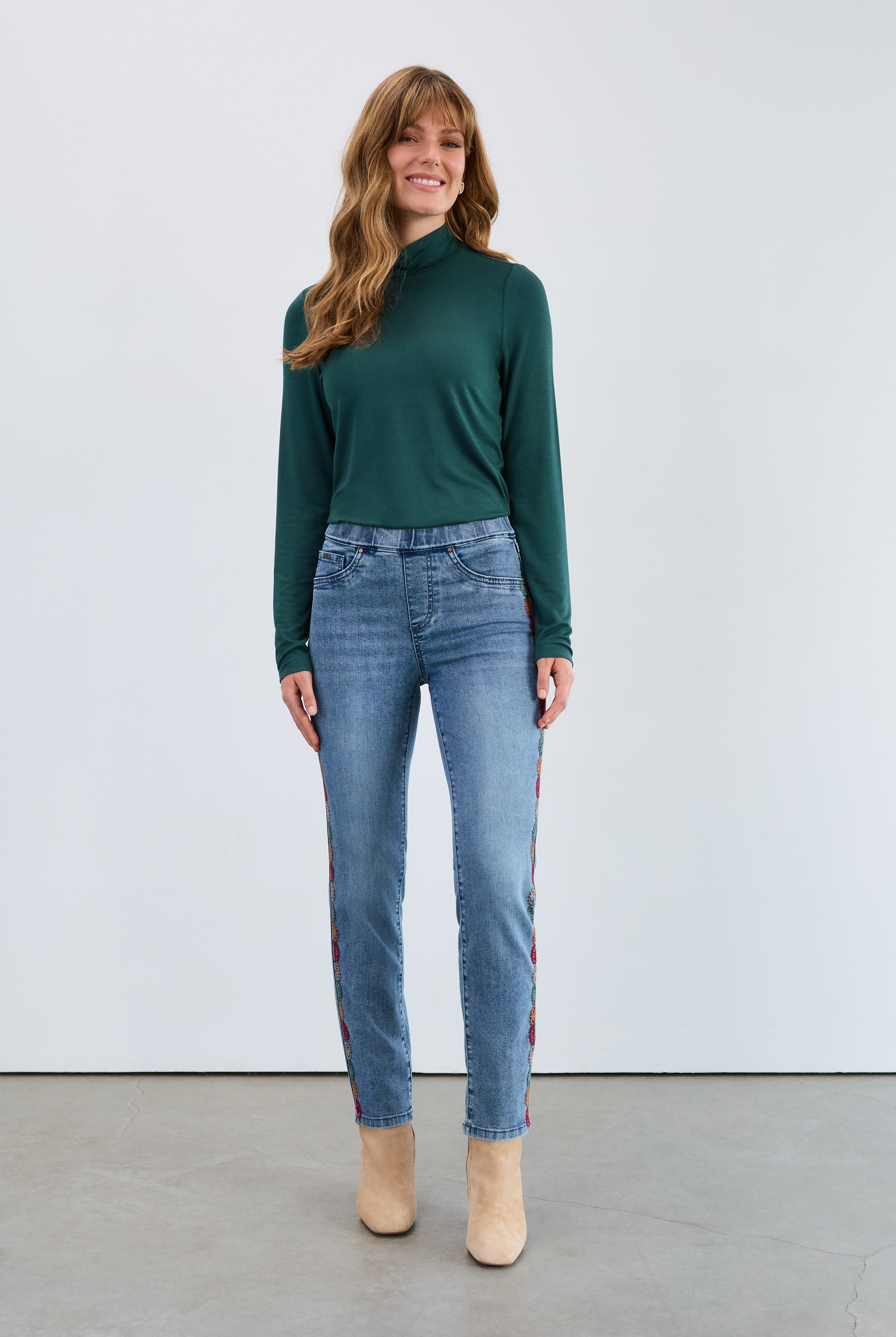 pull-on pencil ankle