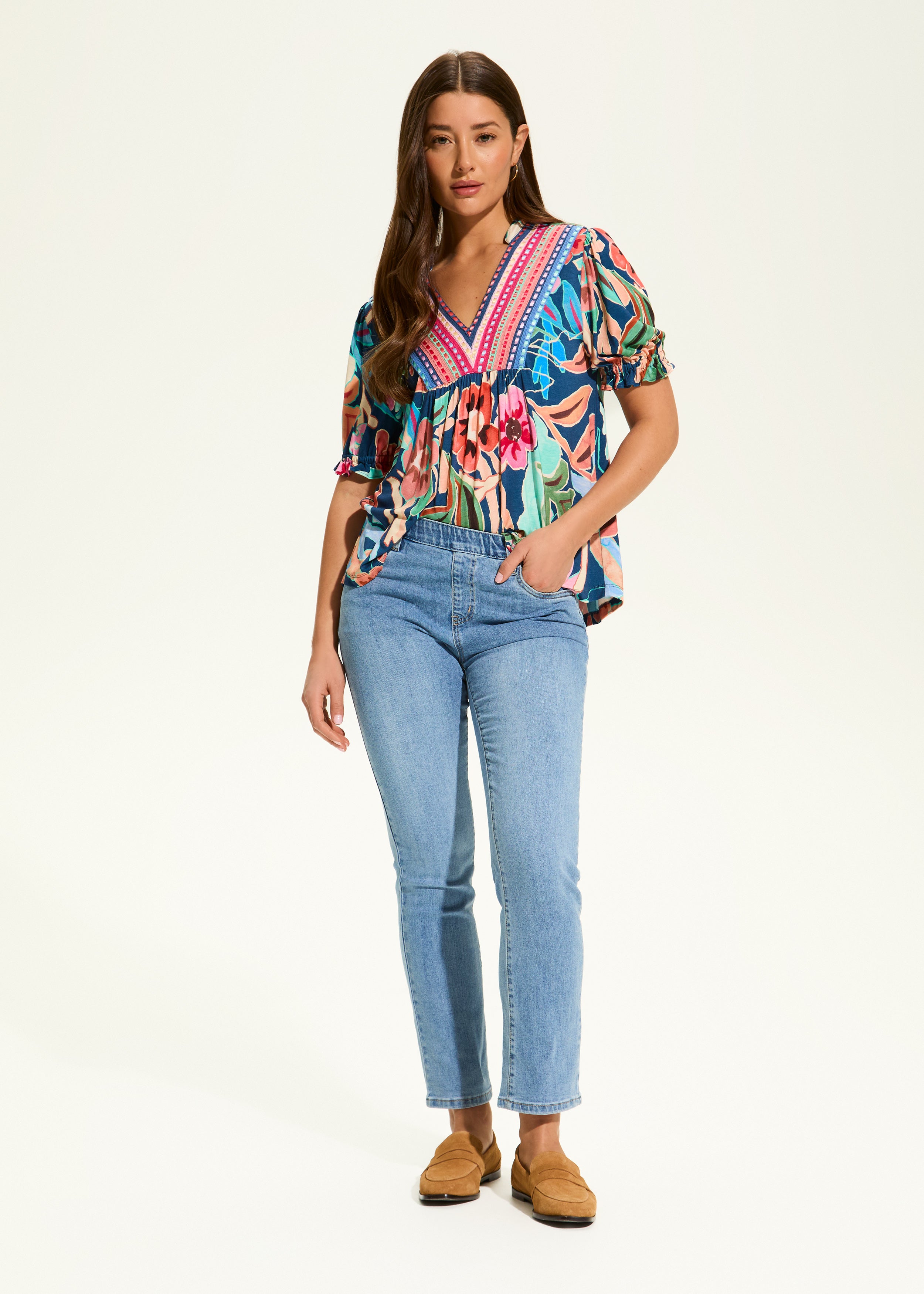 Basic Pull-On Straight Ankle