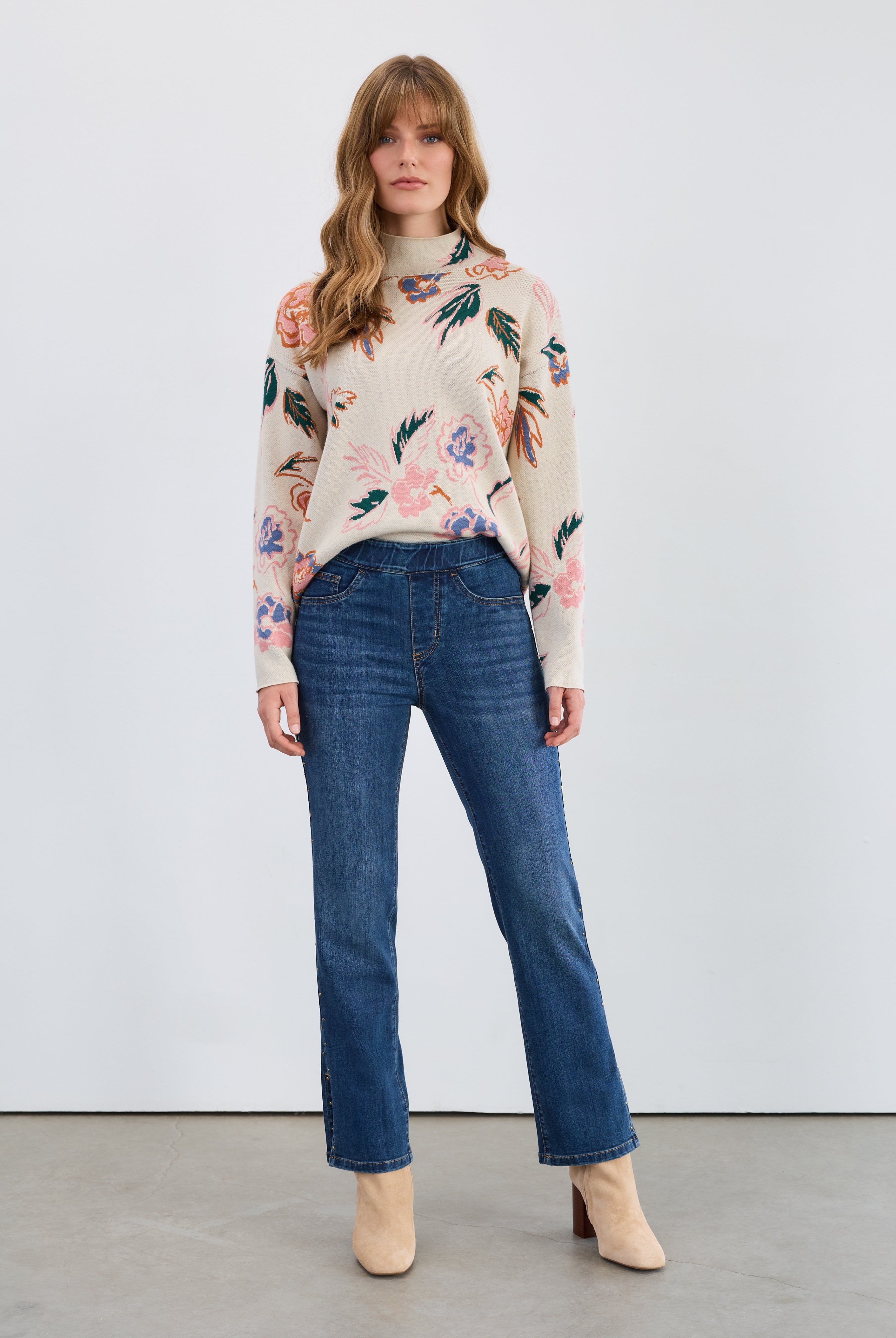 pull-on straight ankle