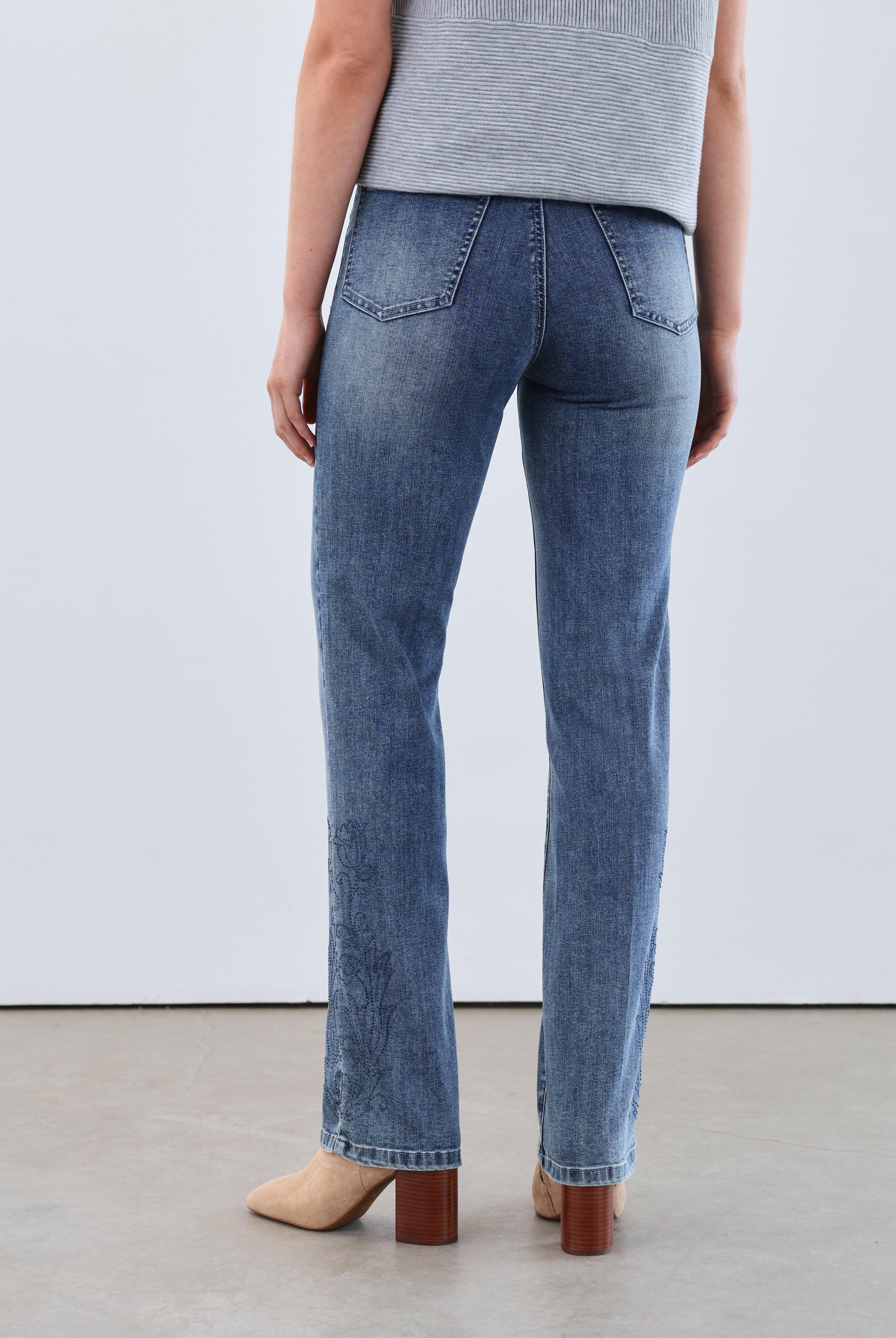 pull-on straight leg