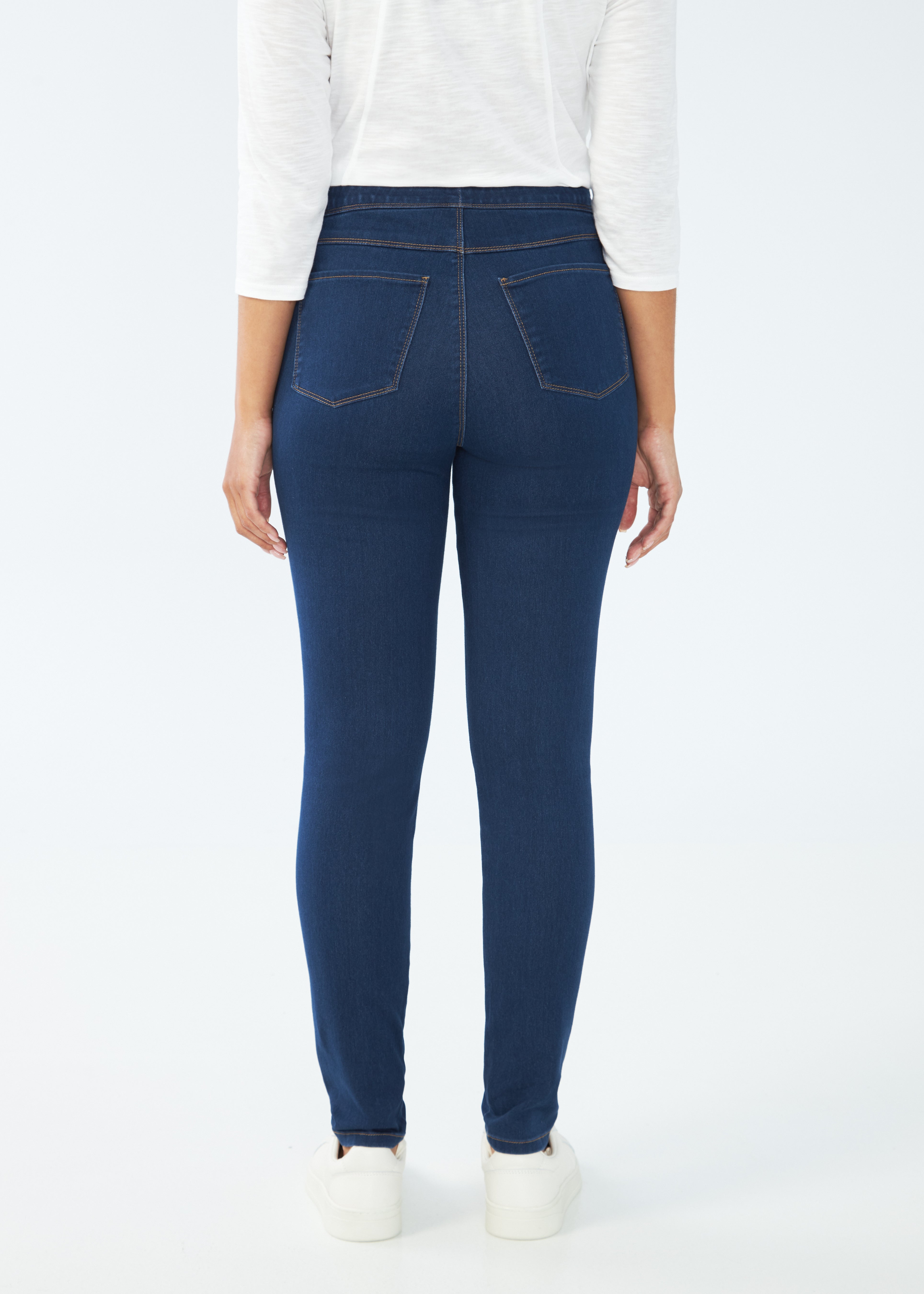 PULL-ON SLIM JEGGING