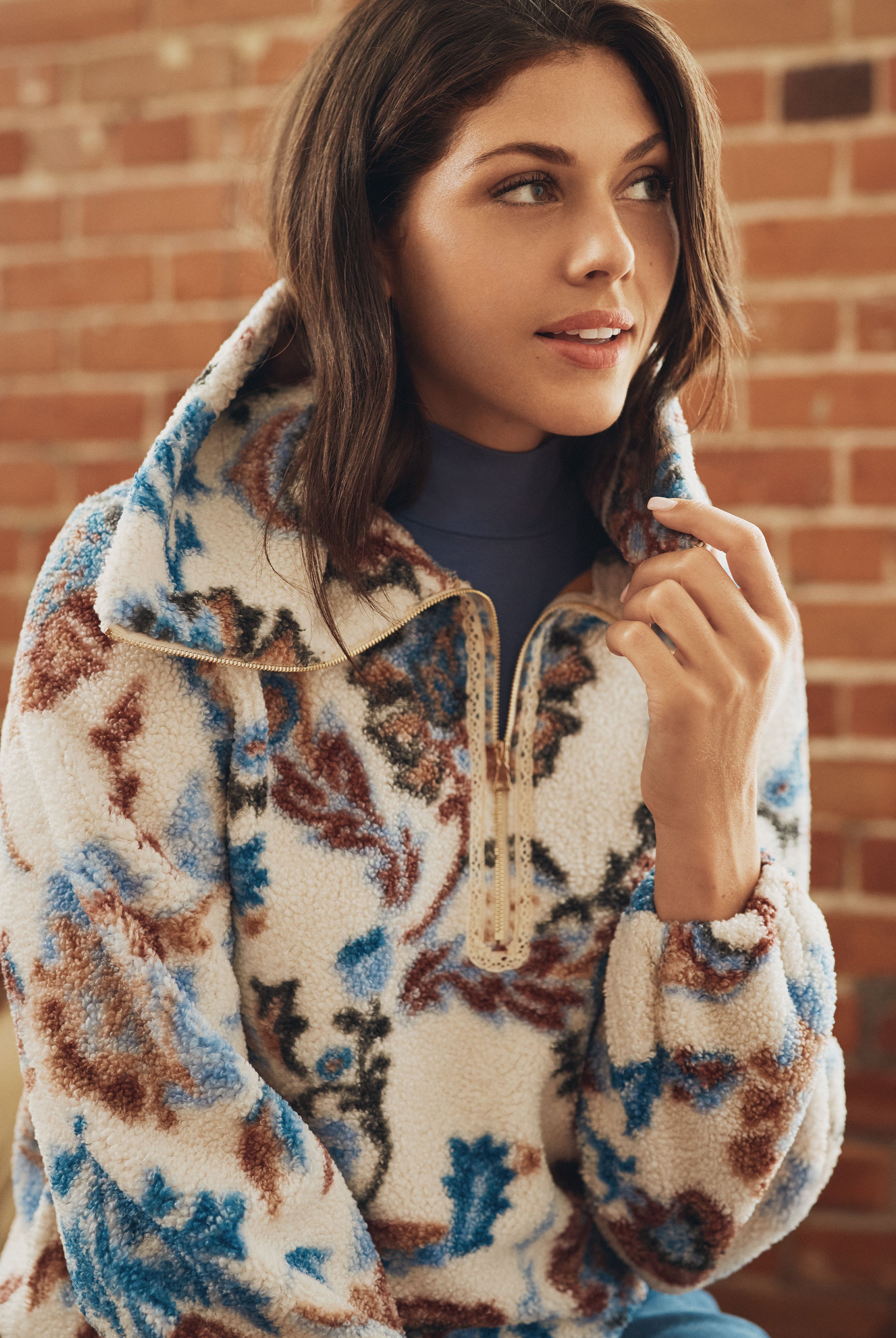 Long sleeve half zip sherpa popover jacket