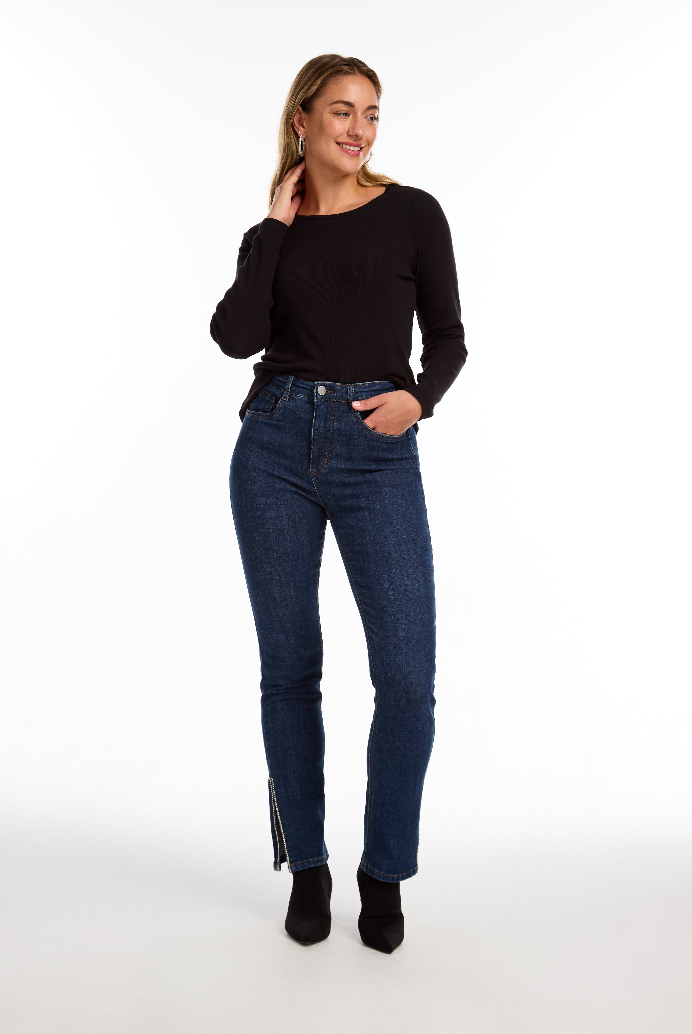 LONG SLEEVE BOAT NECK TOP