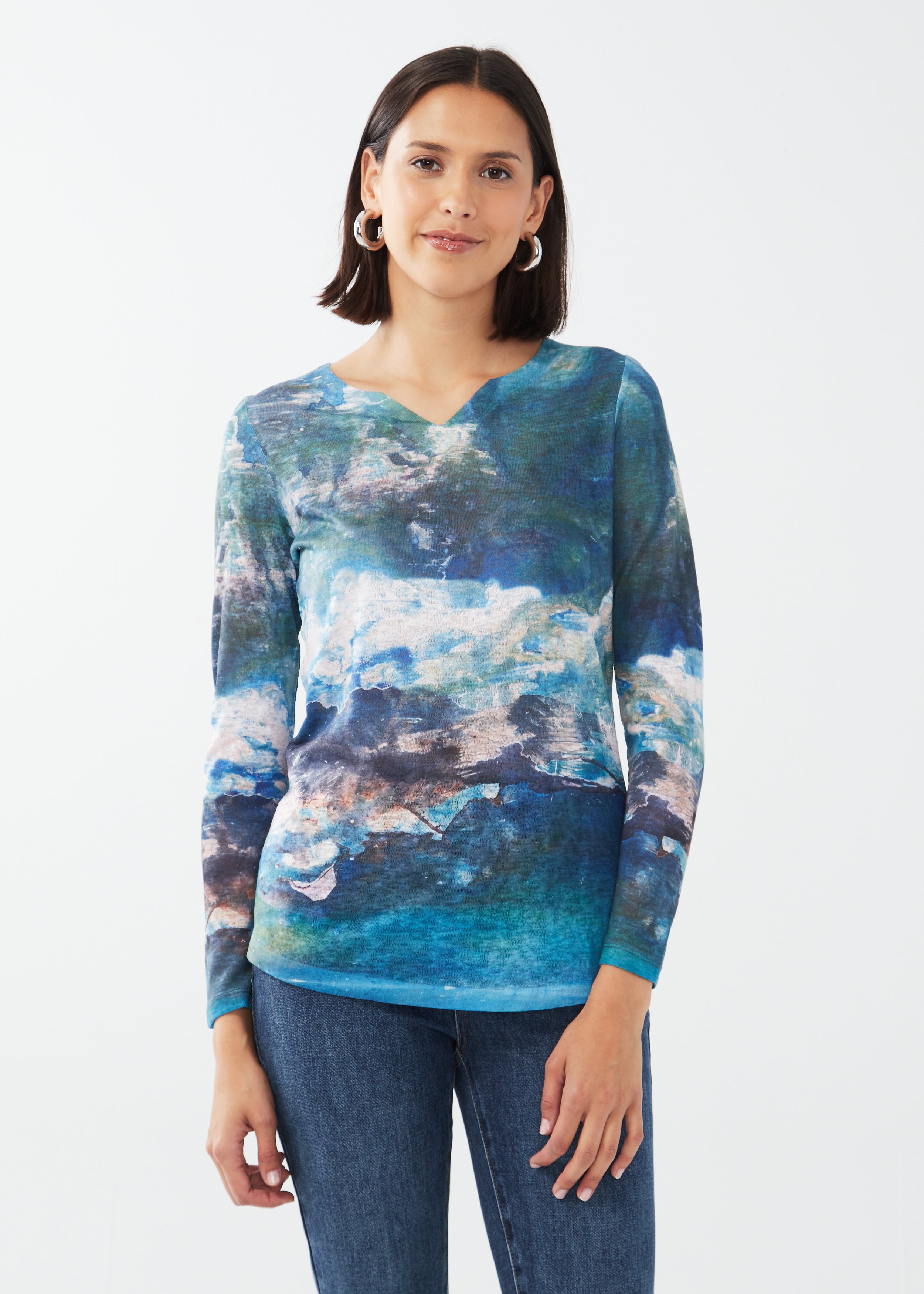 printed long sleeve notch neck top