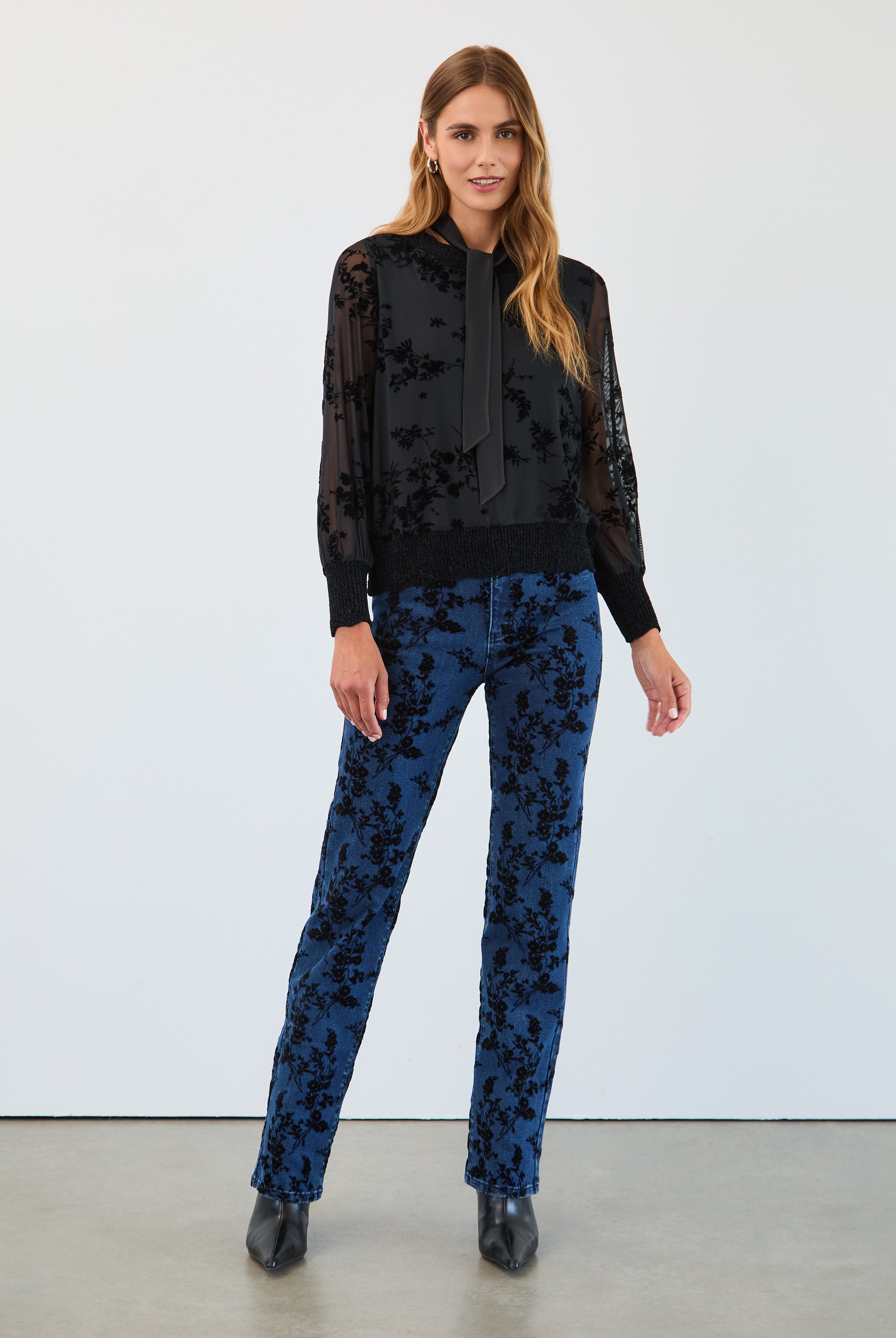 Flocked mesh sweatshirt