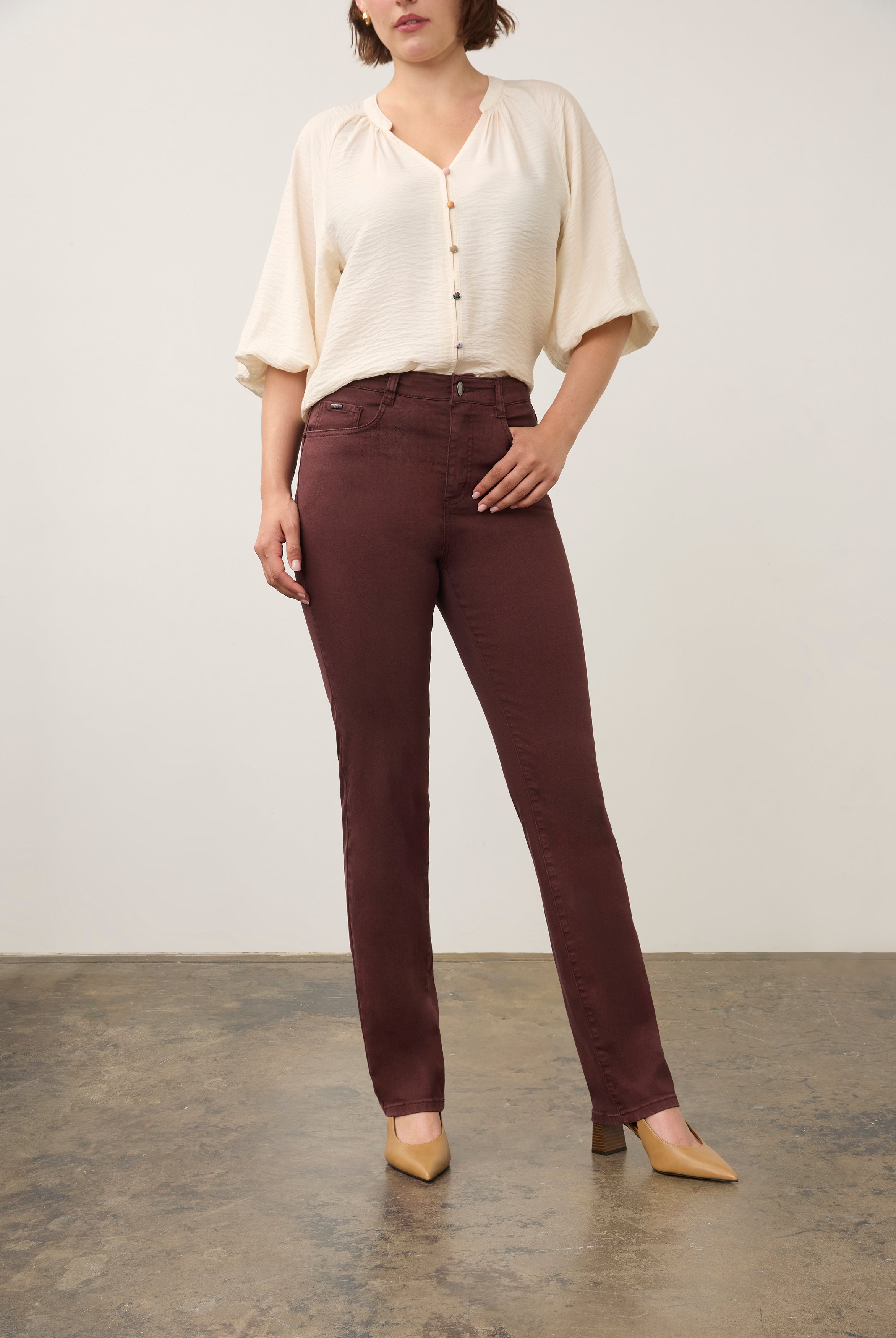 Front view of burgundy straight ankle denim with pull-on design and mid-rise waist by French Dressing Jeans (FDJ) par French Dressing Jeans (FDJ)