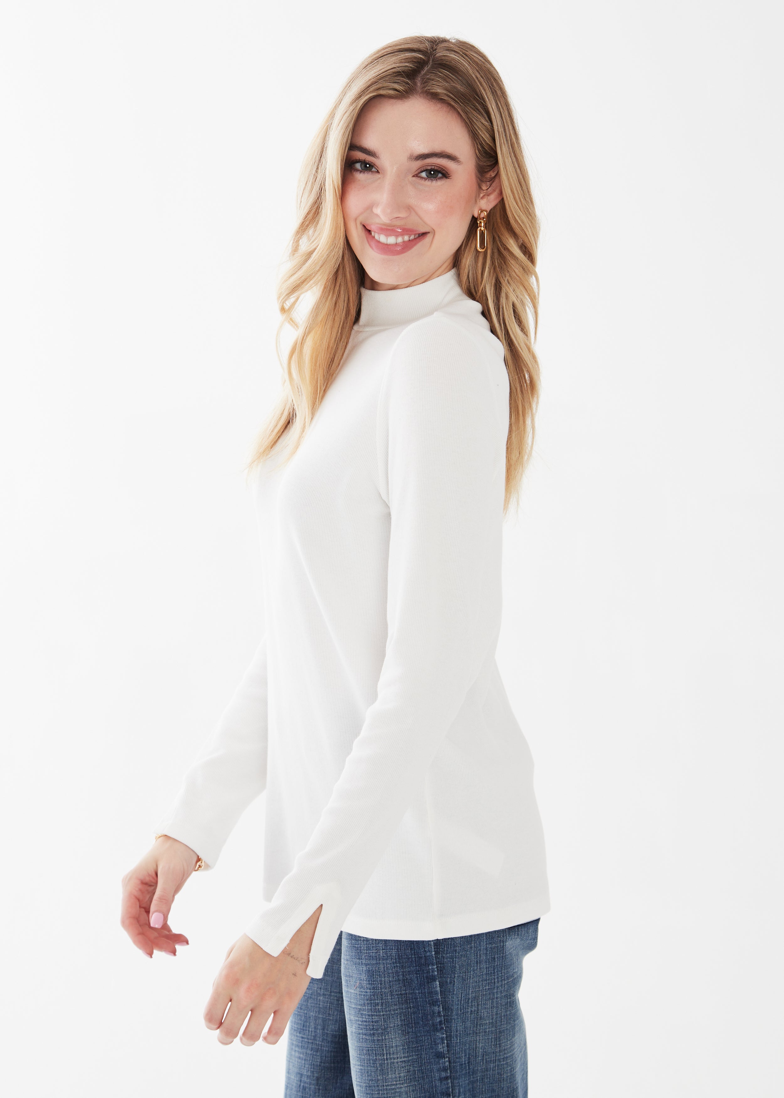 LONG SLEEVE MOCK NECK TOP