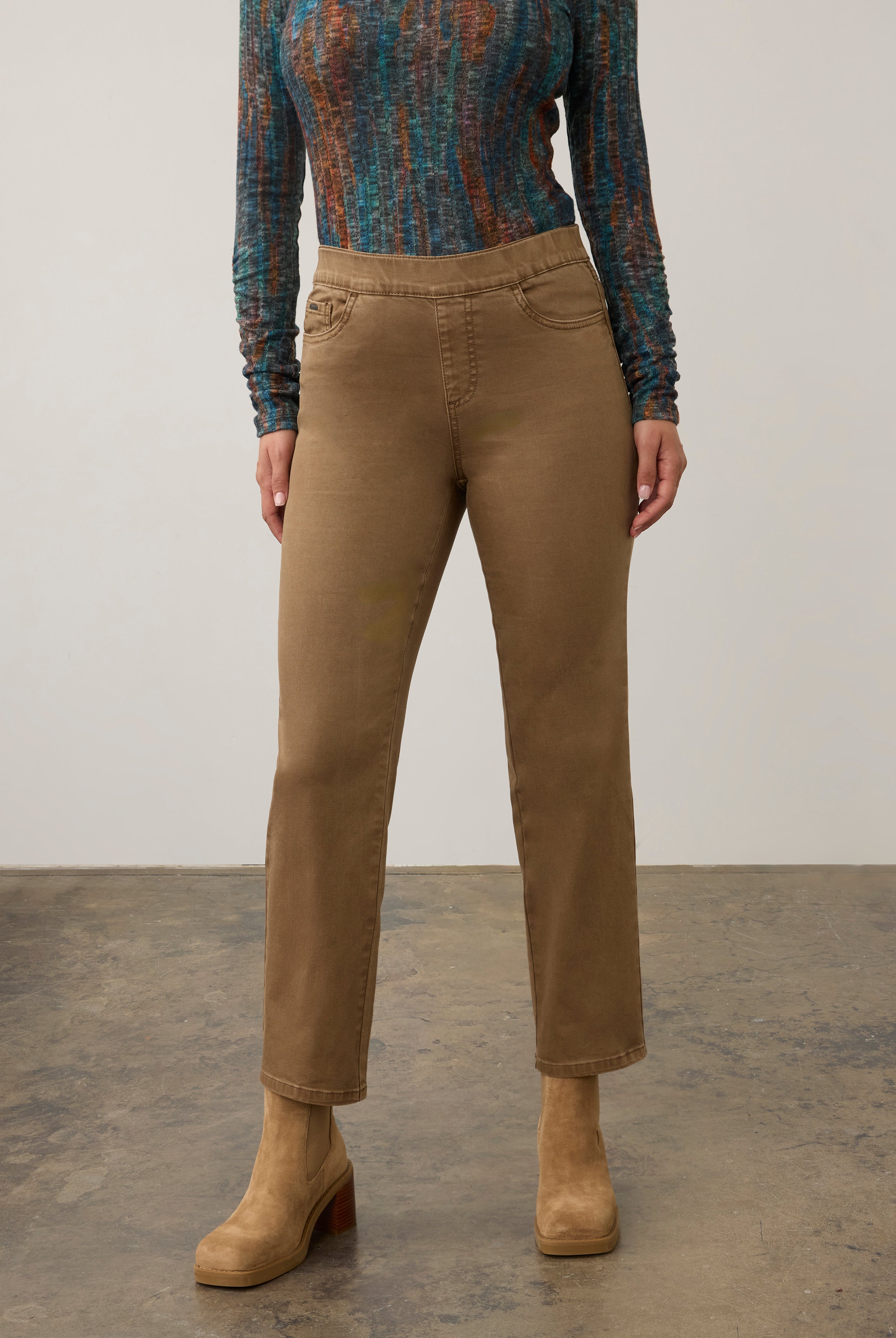 Front view of camel pull-on straight ankle denim showing mid-rise fit by French Dressing Jeans (FDJ) par French Dressing Jeans (FDJ)