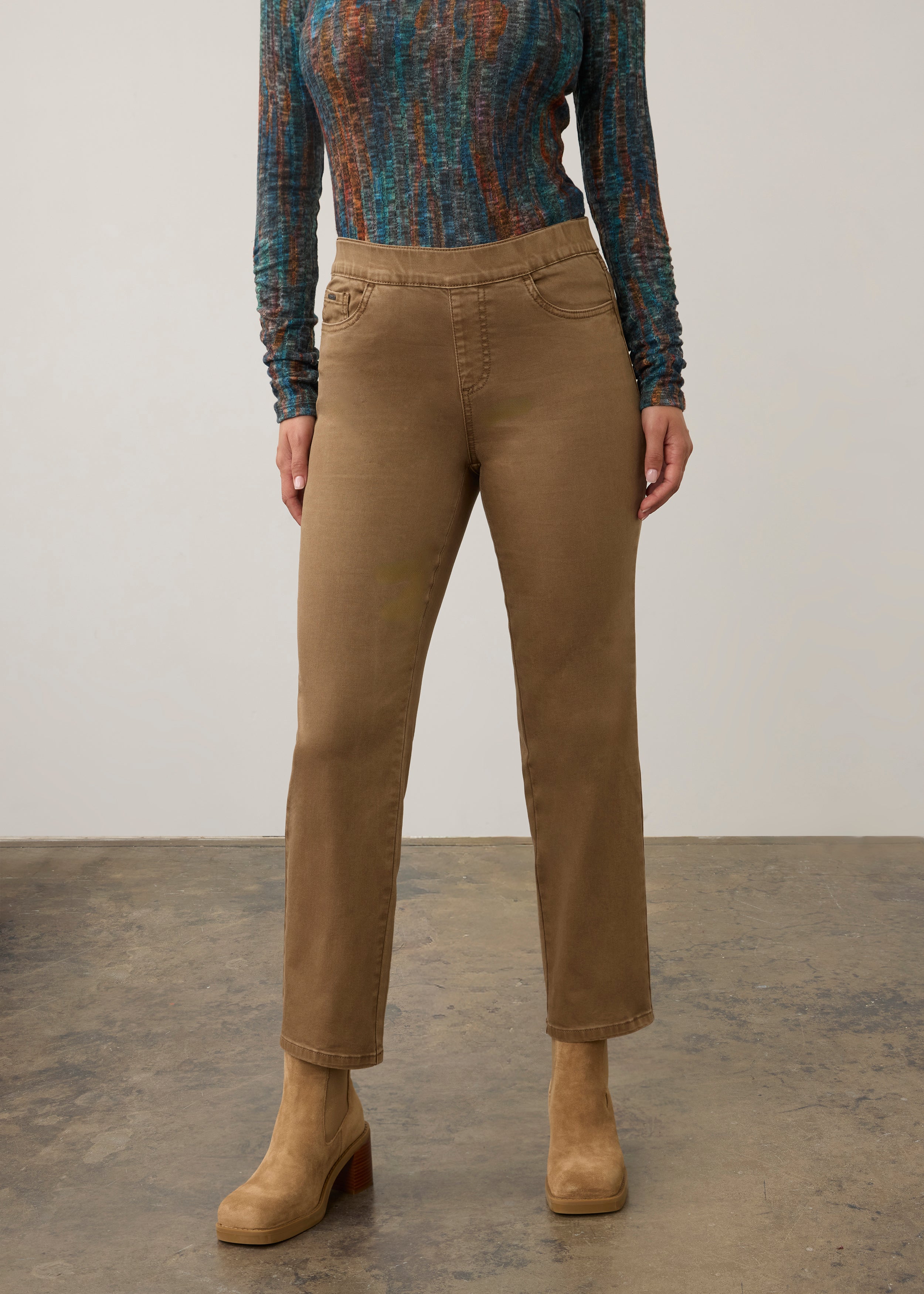Front view of camel pull-on straight ankle denim showing mid-rise fit by French Dressing Jeans (FDJ) par French Dressing Jeans (FDJ)