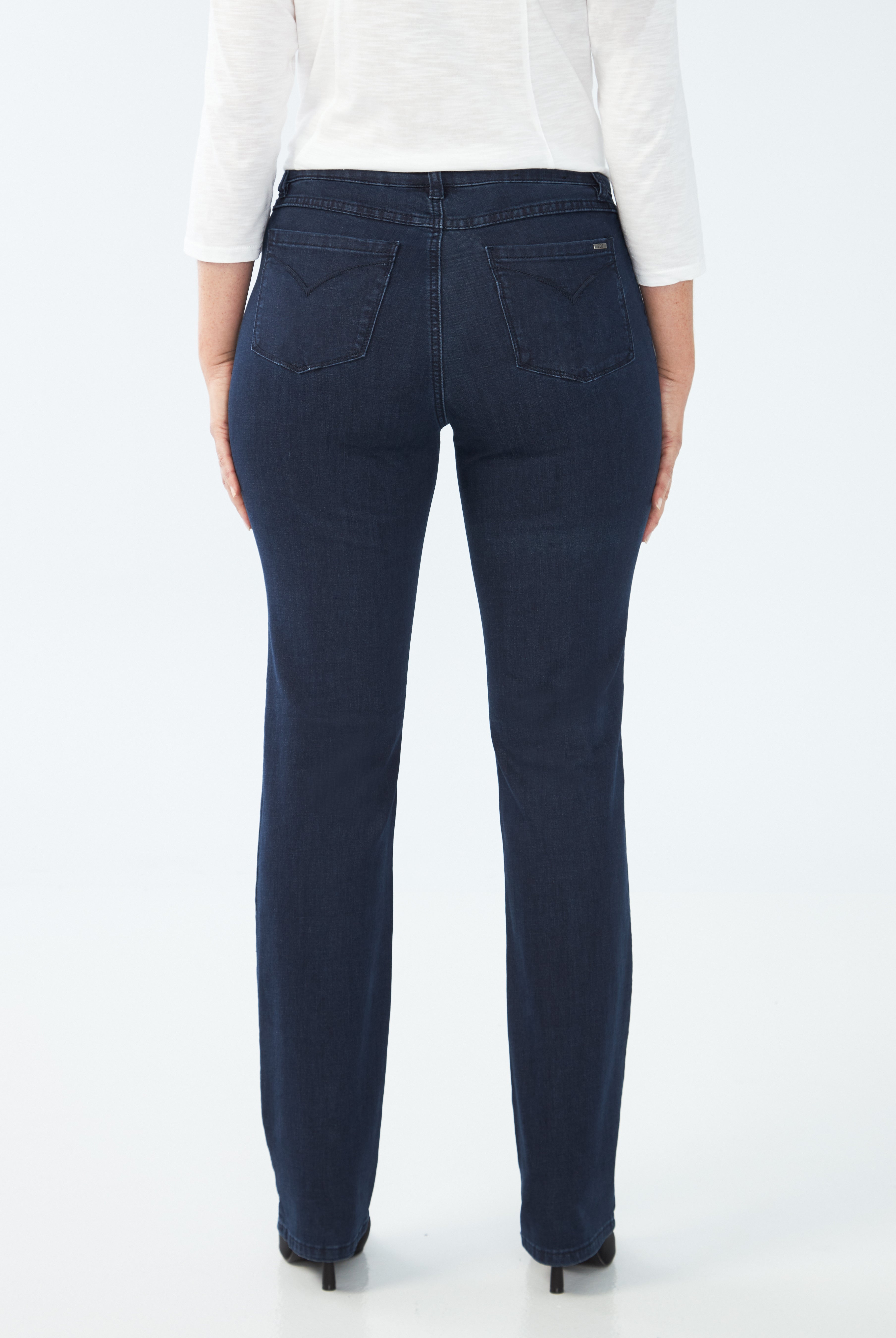 PETITE OLIVIA STRAIGHT LEG