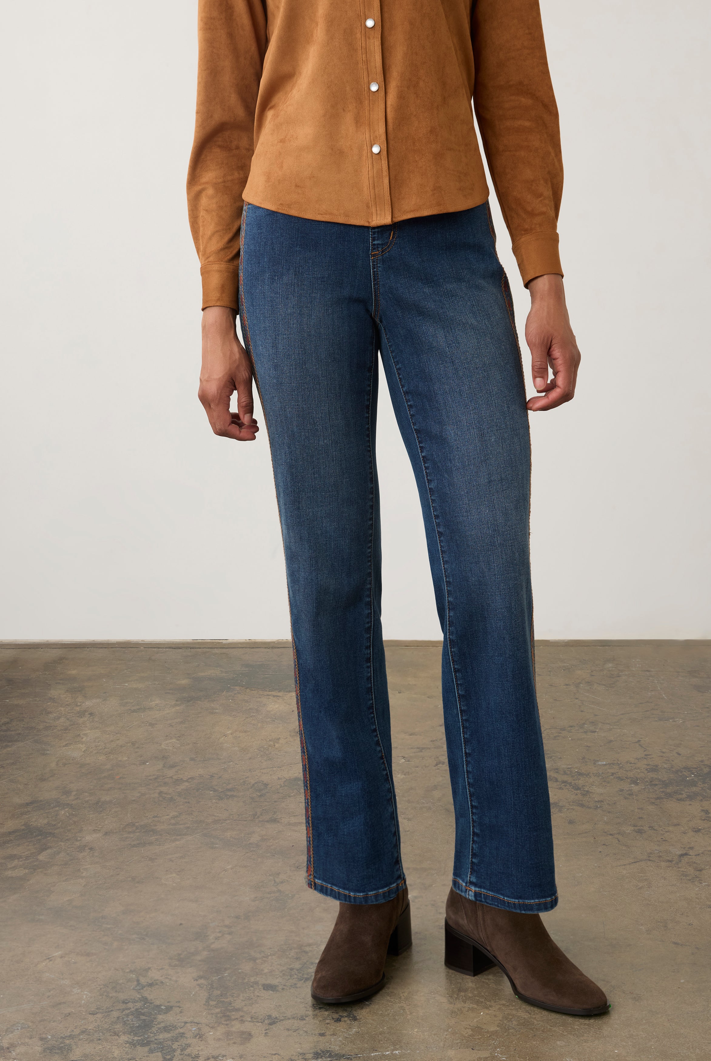 Front view of medium blue jeans with subtle side stitching detail by French Dressing Jeans (FDJ) par French Dressing Jeans (FDJ)