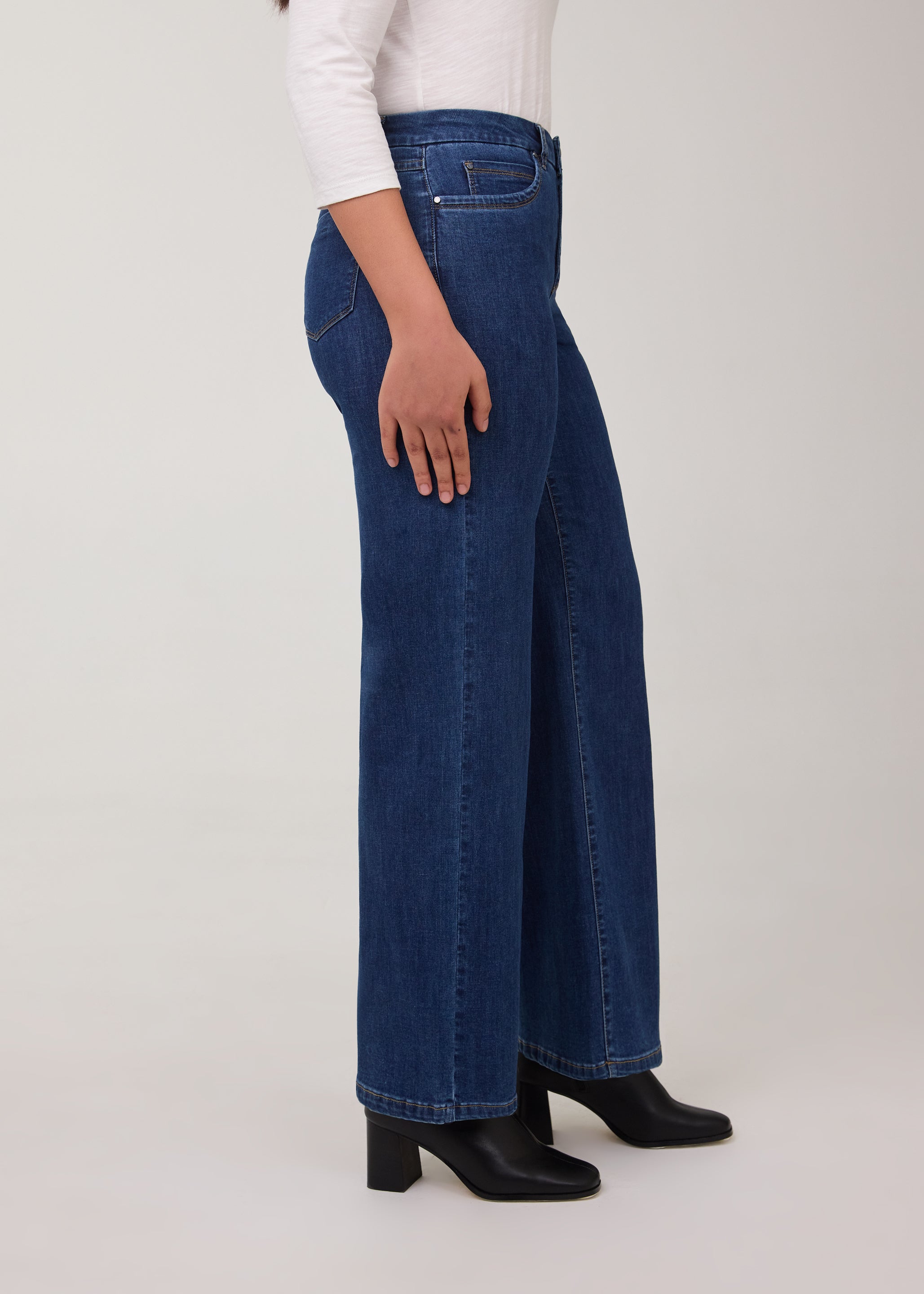 Side view of wide-leg jeans in Delight color highlighting silhouette by French Dressing Jeans (FDJ)