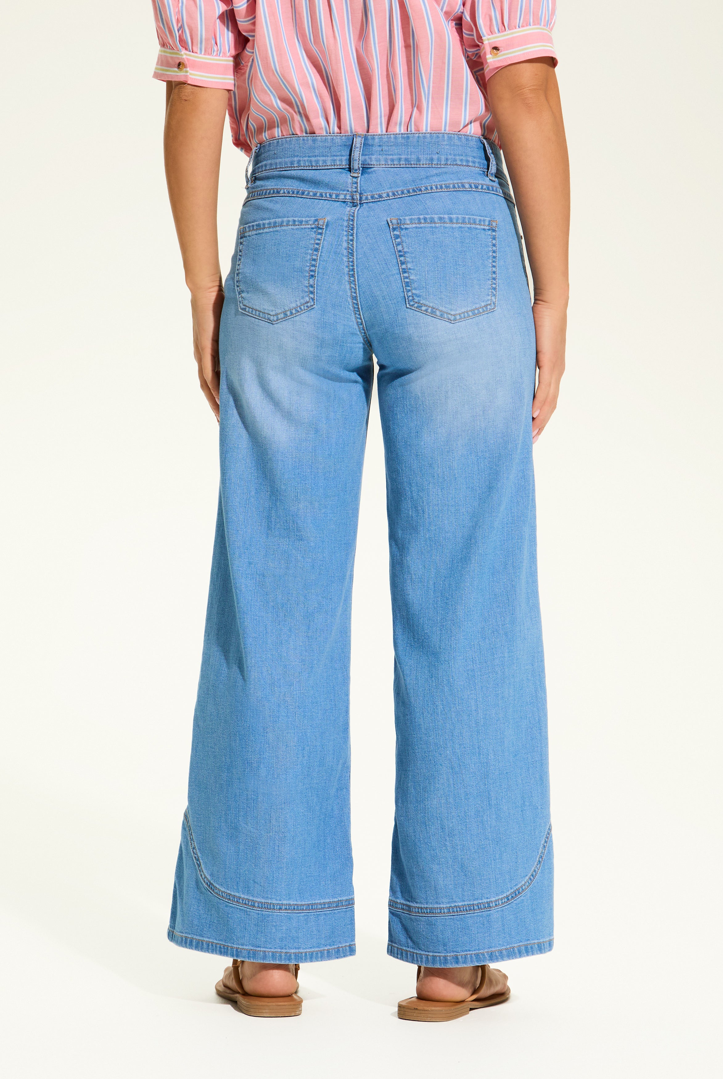 Christina Wide Ankle