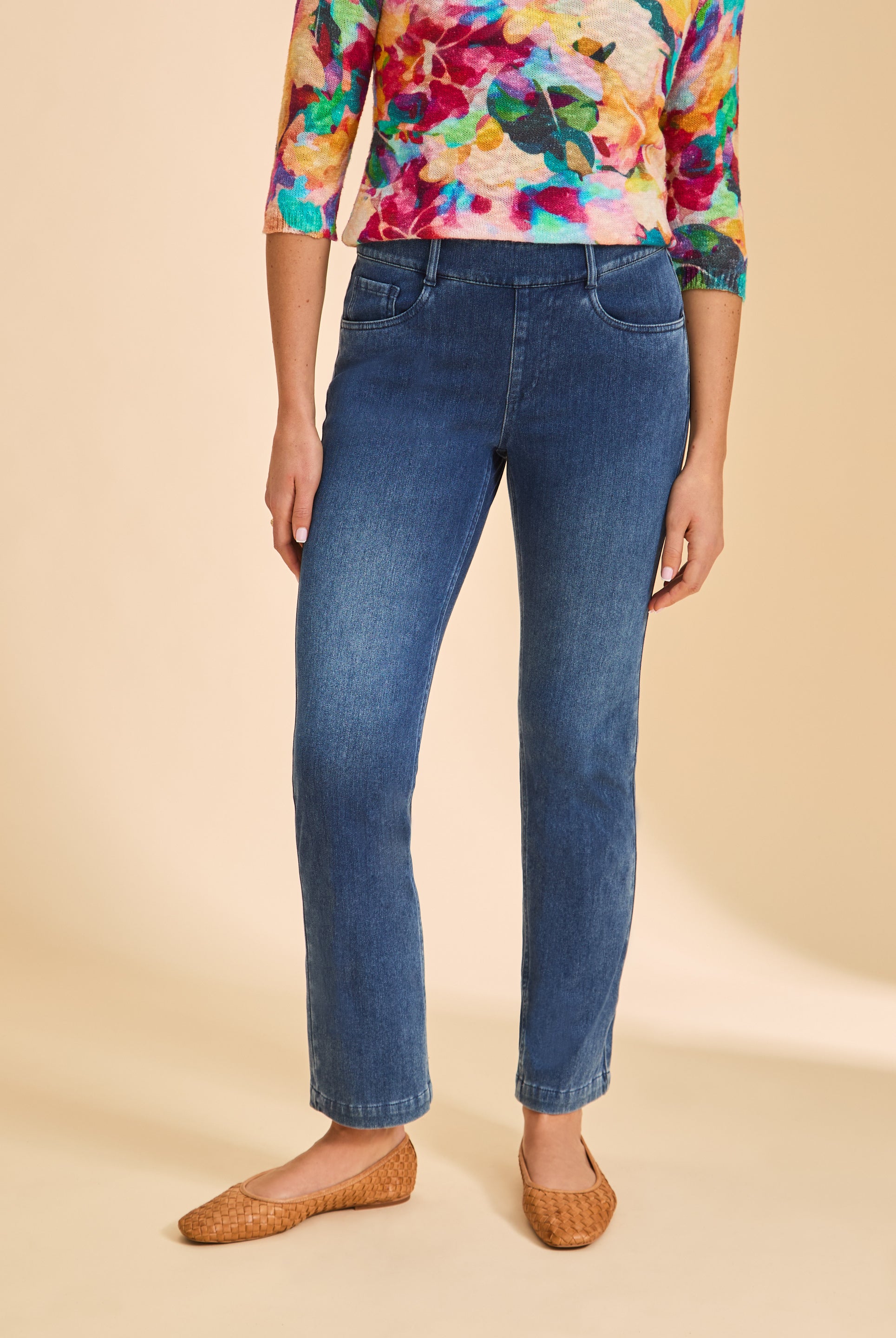 Close-up of dark blue jeans showing front pocket and stitching by French Dressing Jeans (FDJ)