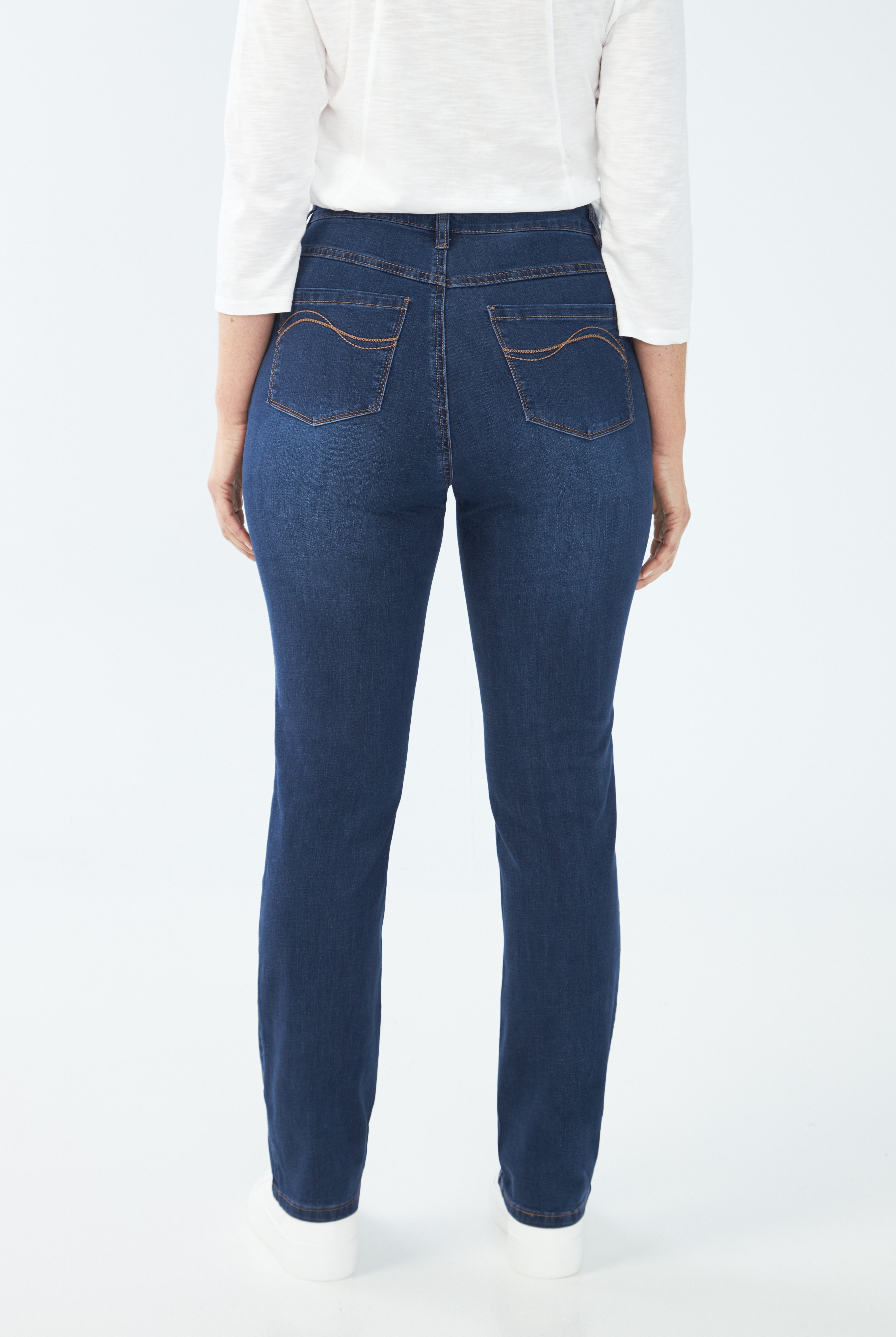 SUZANNE RELAXED SLIM LEG