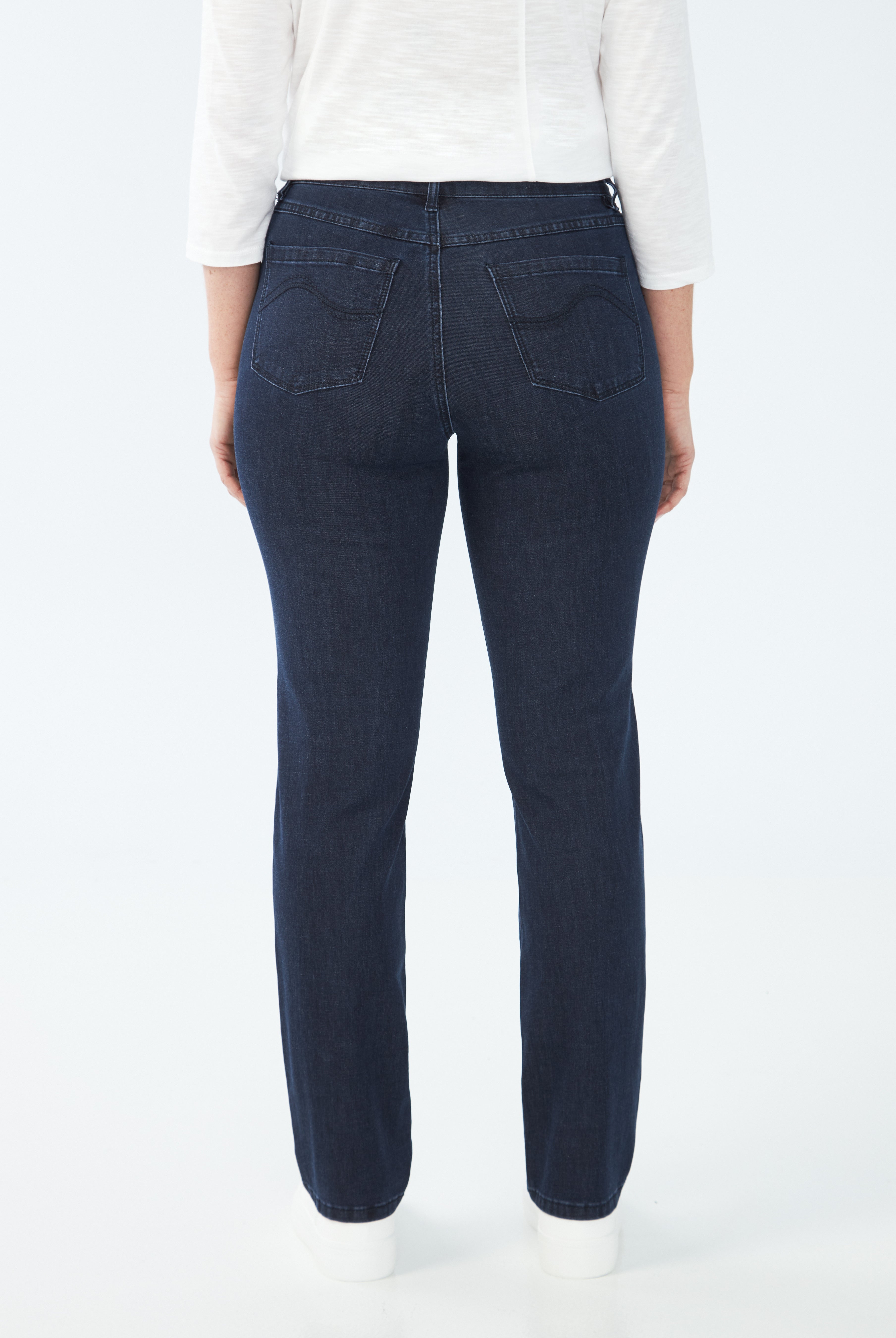 SUZANNE RELAXED SLIM LEG