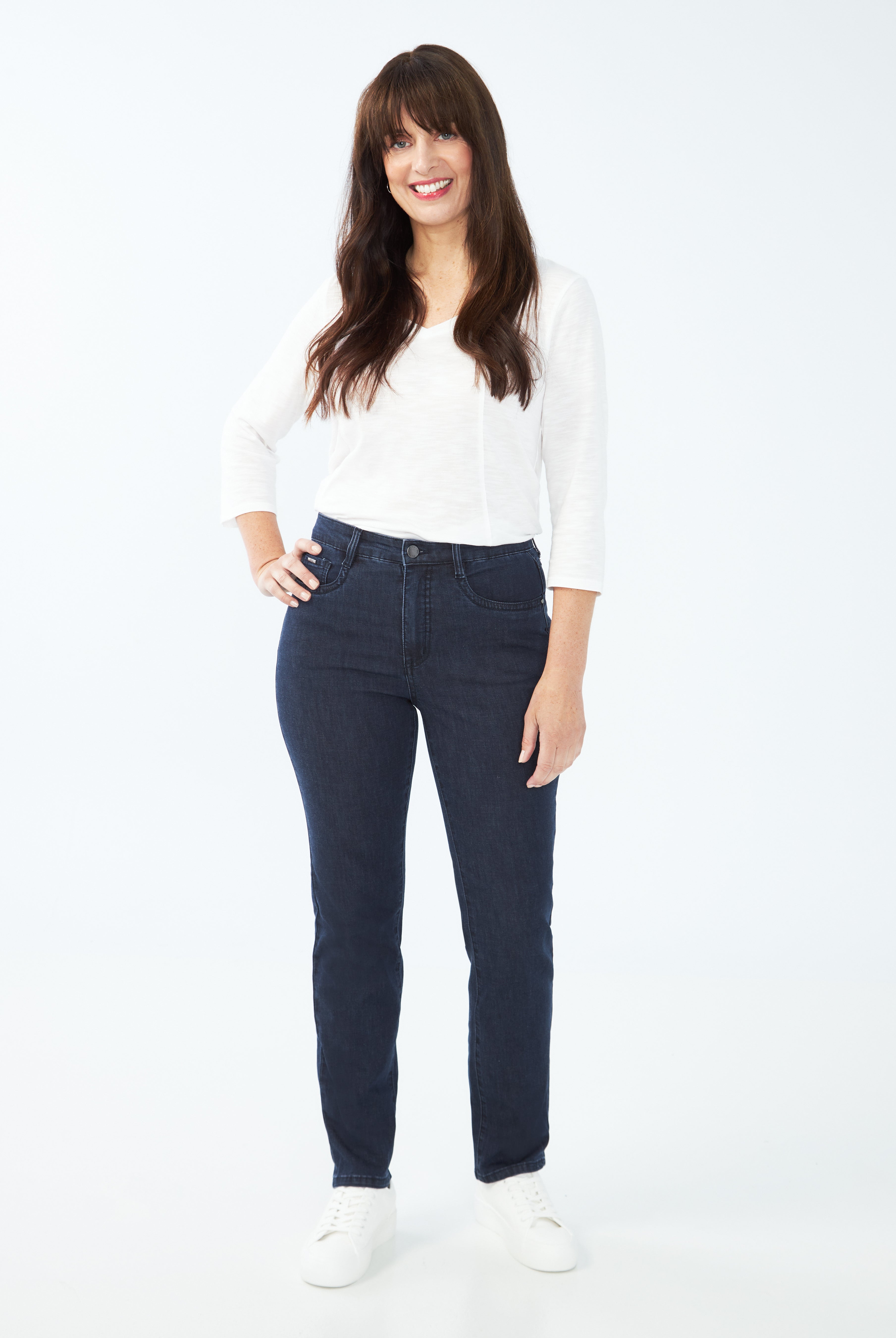 SUZANNE RELAXED SLIM LEG