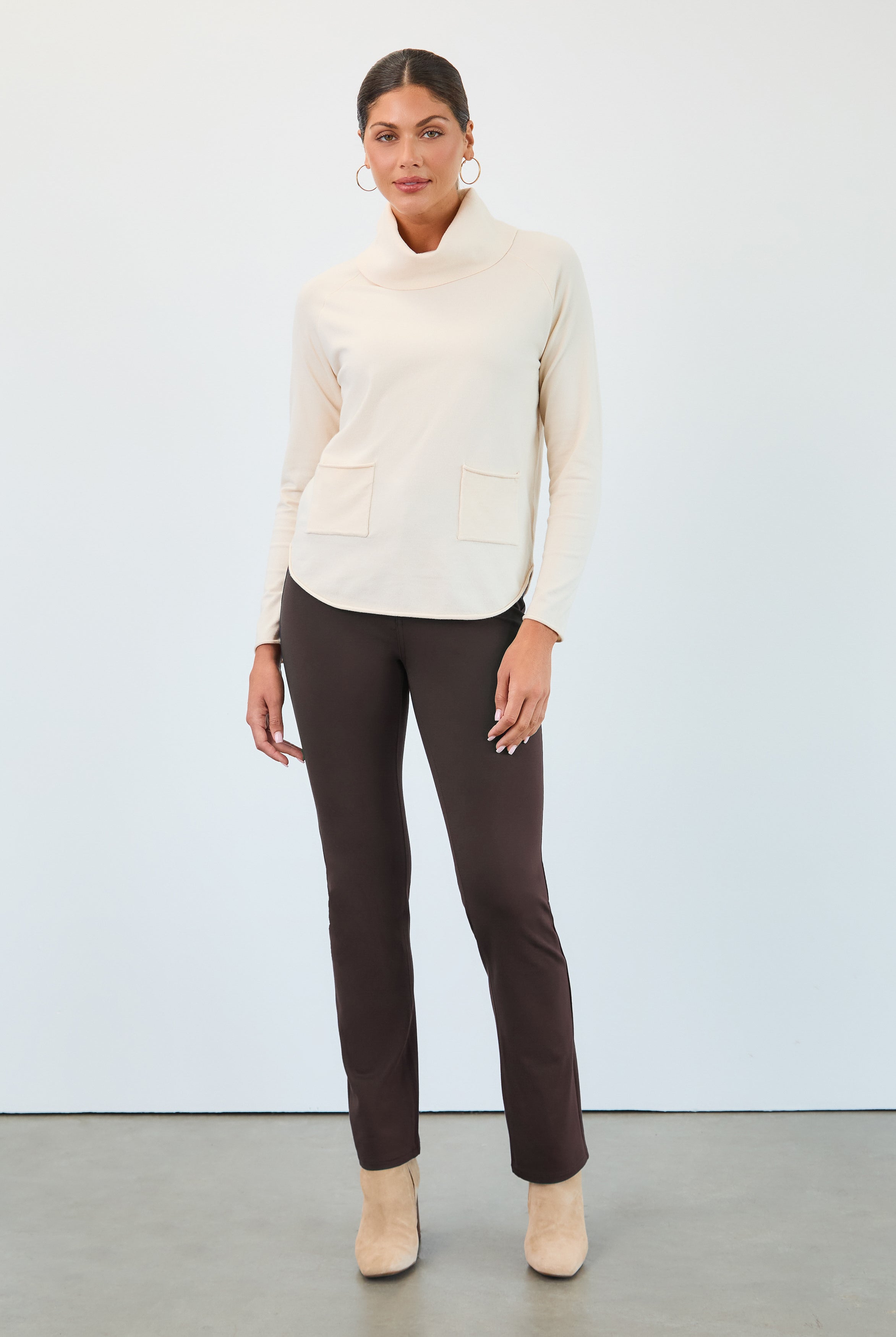 suzanne straight leg