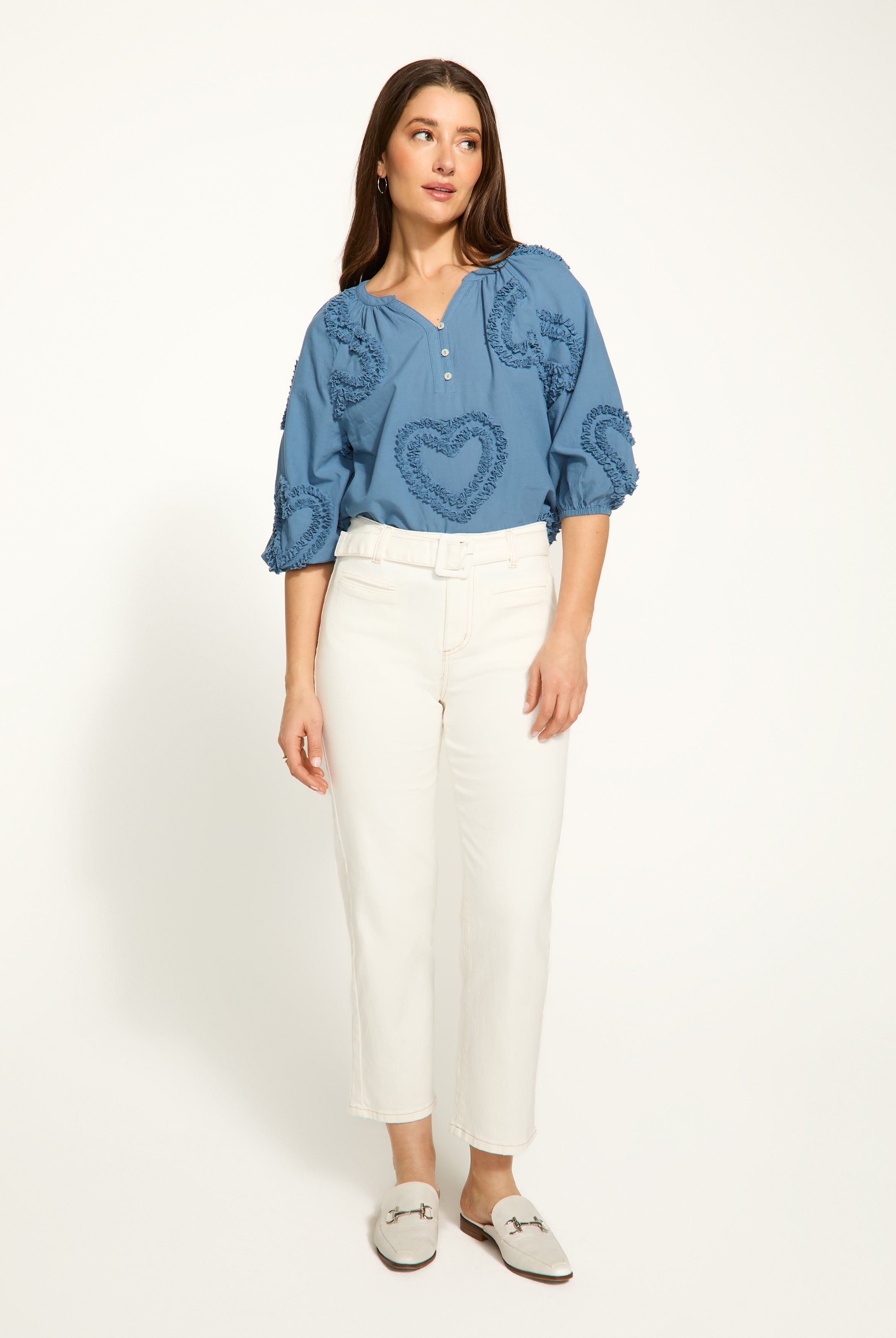 Suzanne straight crop