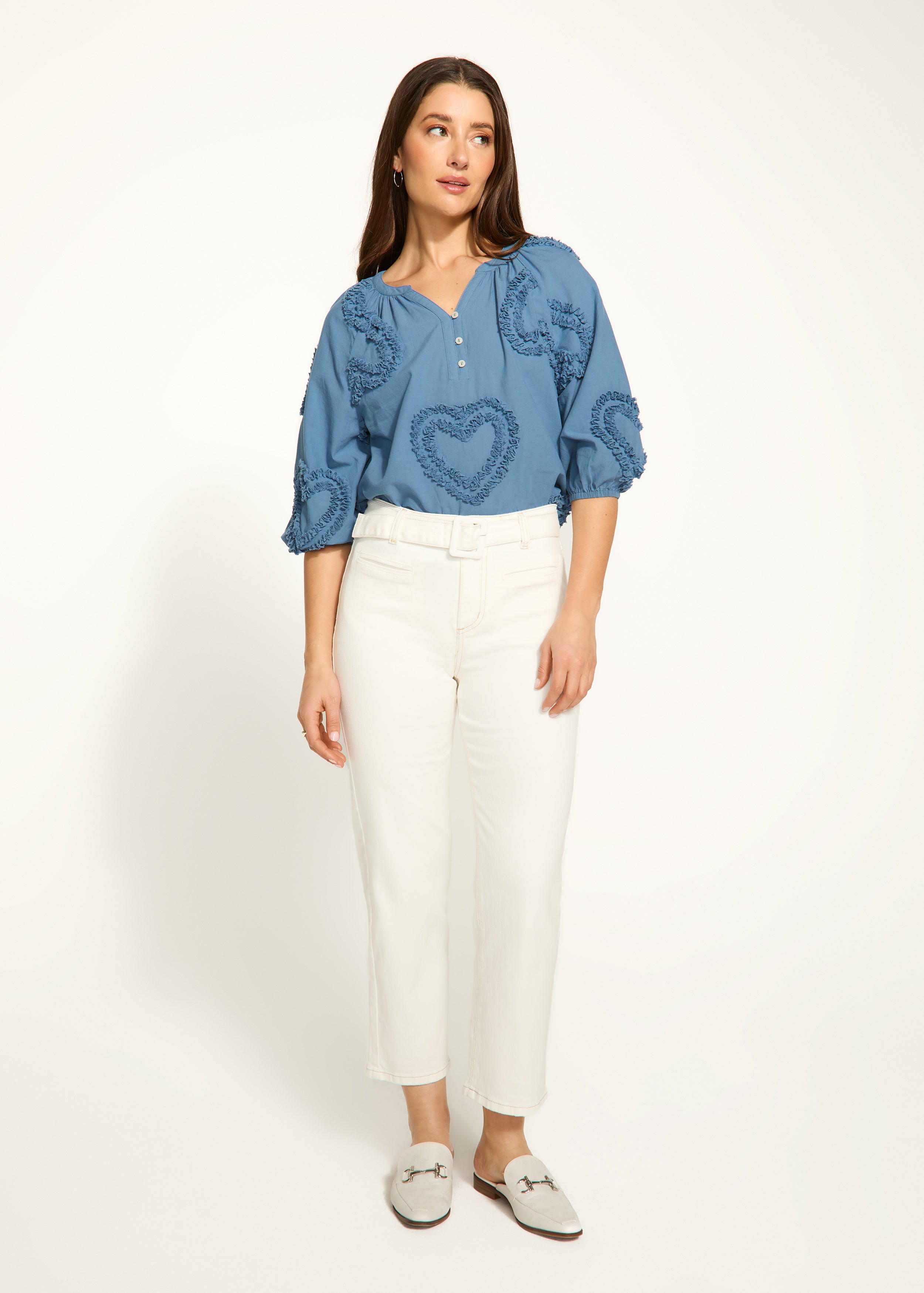 Suzanne straight crop