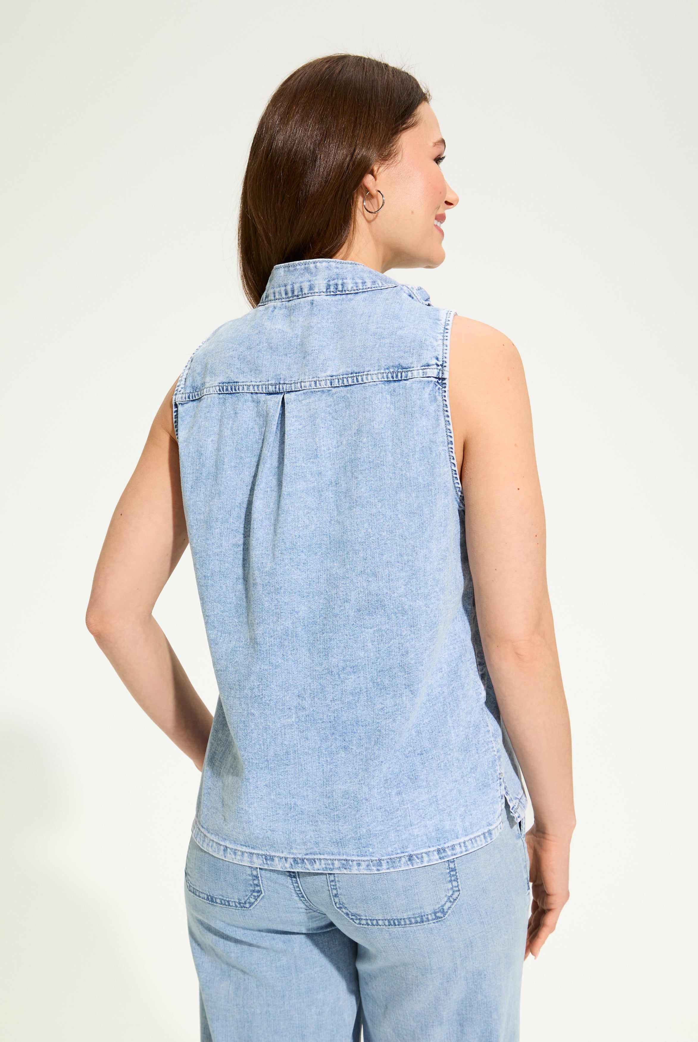 Sleeveless Bow Neck Blouse