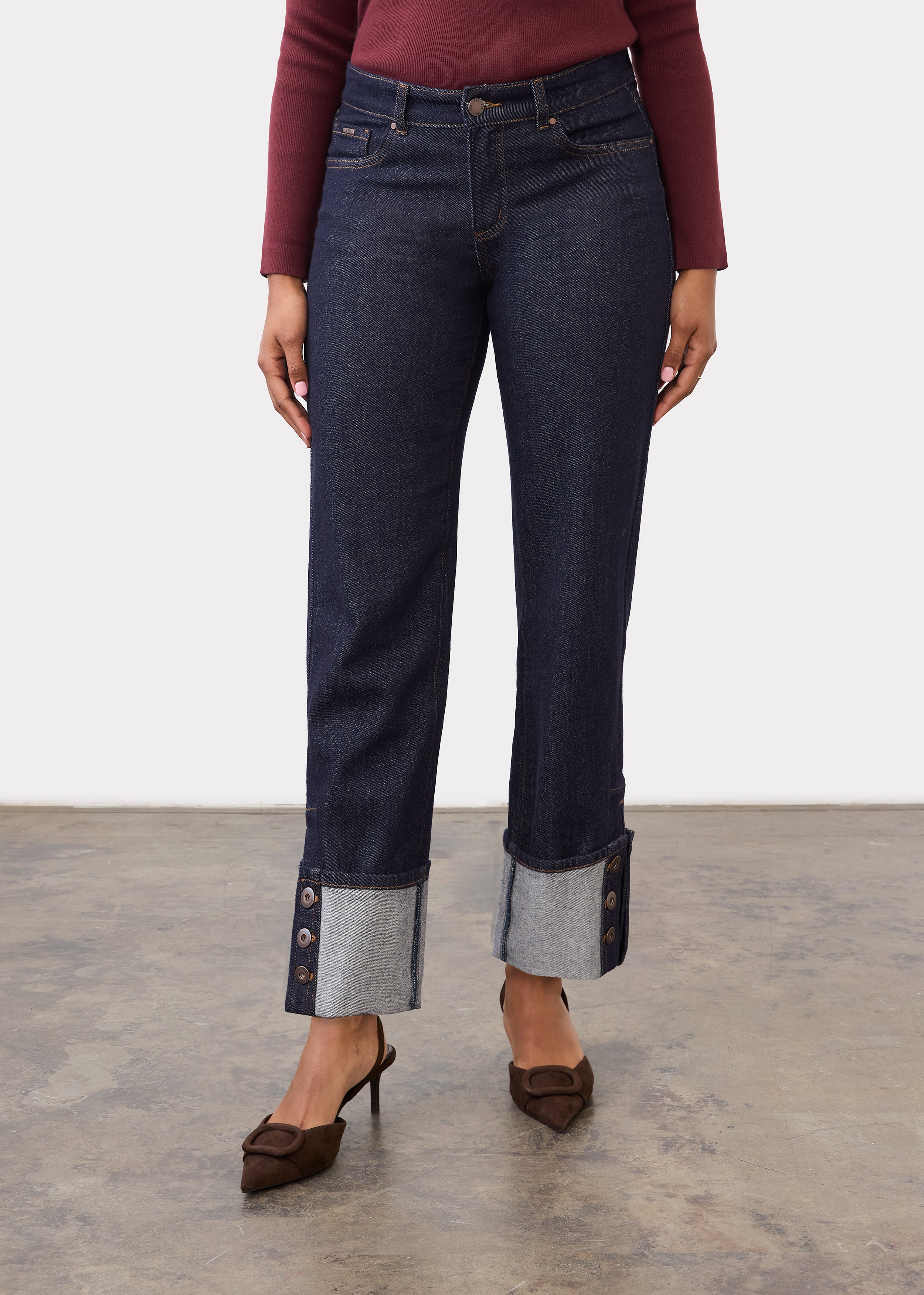Front close-up of Suzanne pant in blueberry, featuring high-rise and smooth slash pockets by French Dressing Jeans (FDJ)