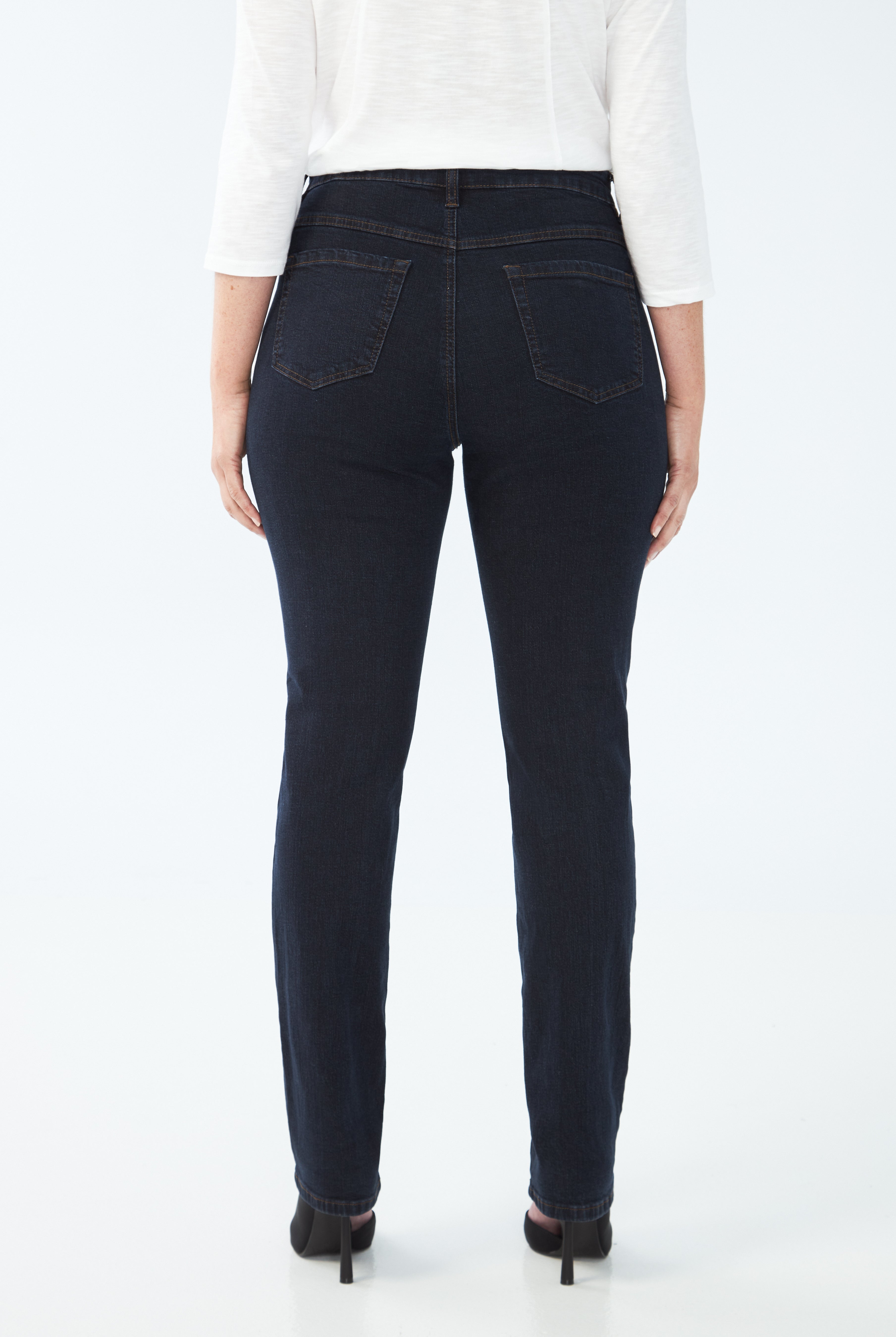 PETITE SUZANNE STRAIGHT LEG