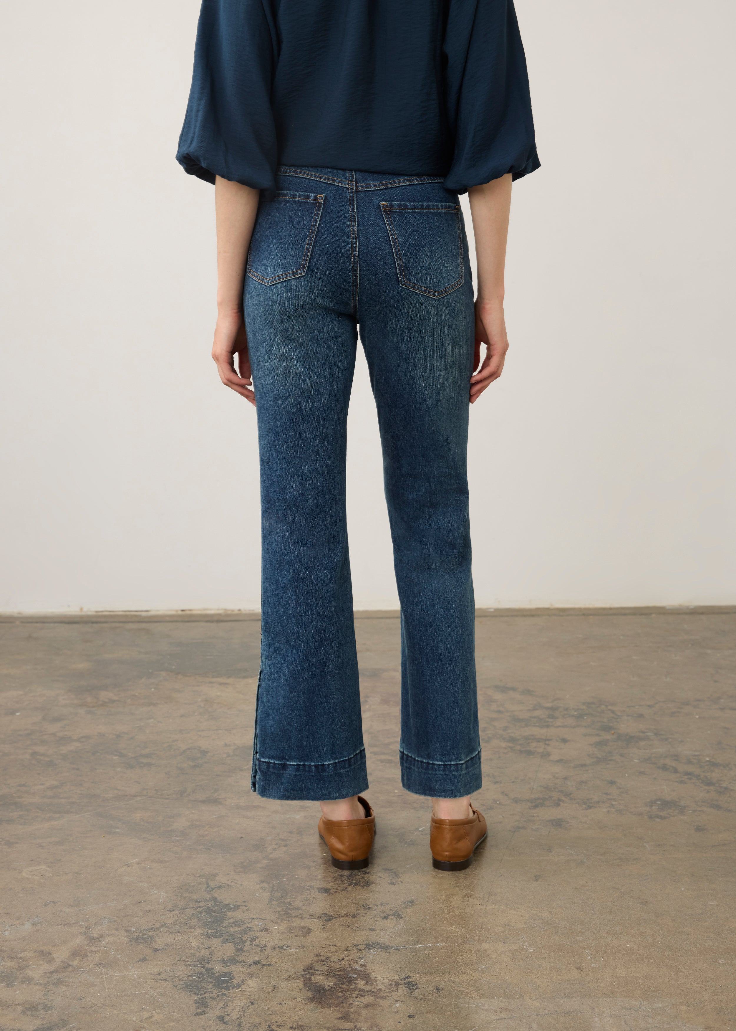 Back view of medium blue Olivia denim showing structured patch pockets by French Dressing Jeans (FDJ)
