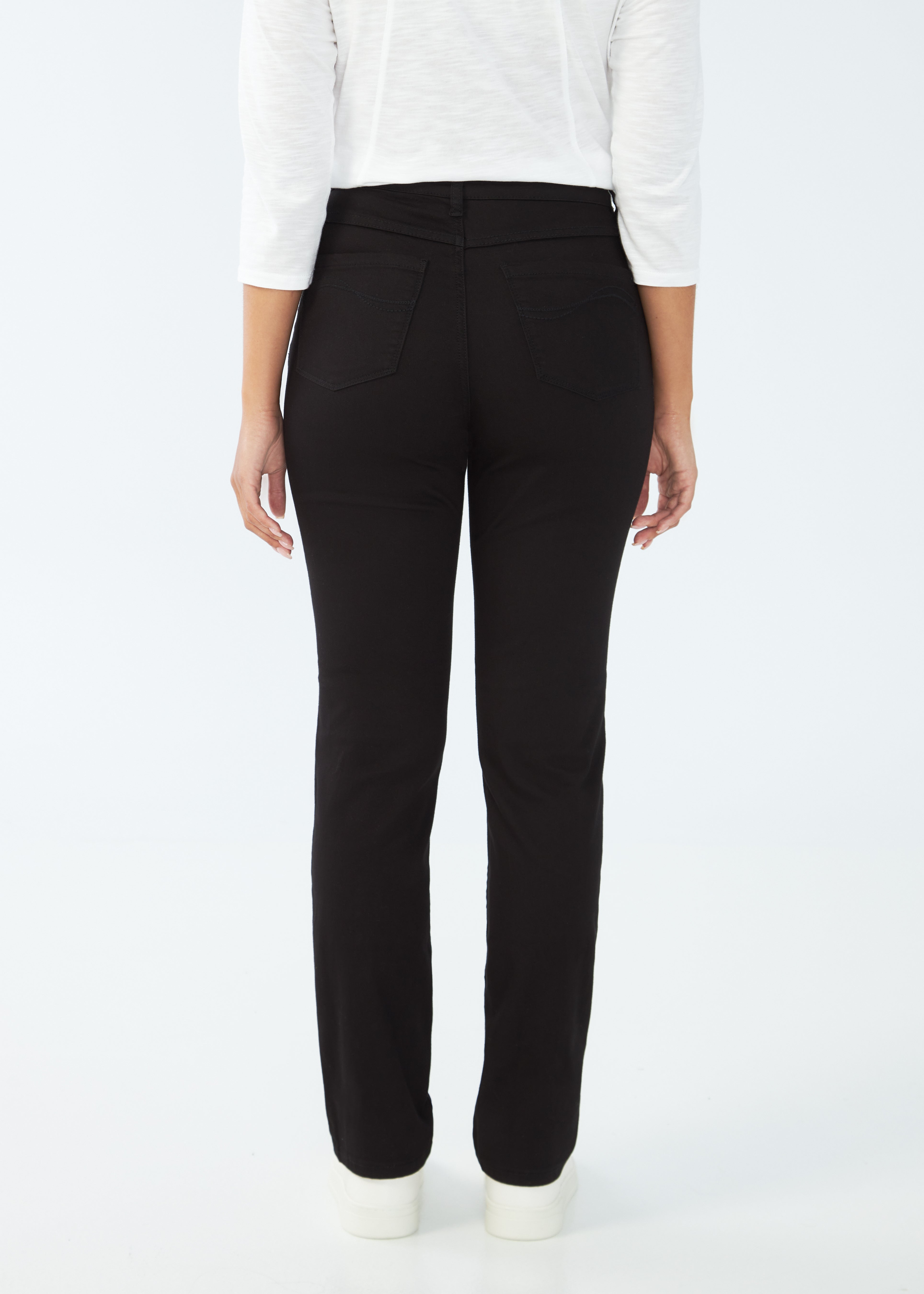 PETITE SUZANNE RELAXED SLIM LEG