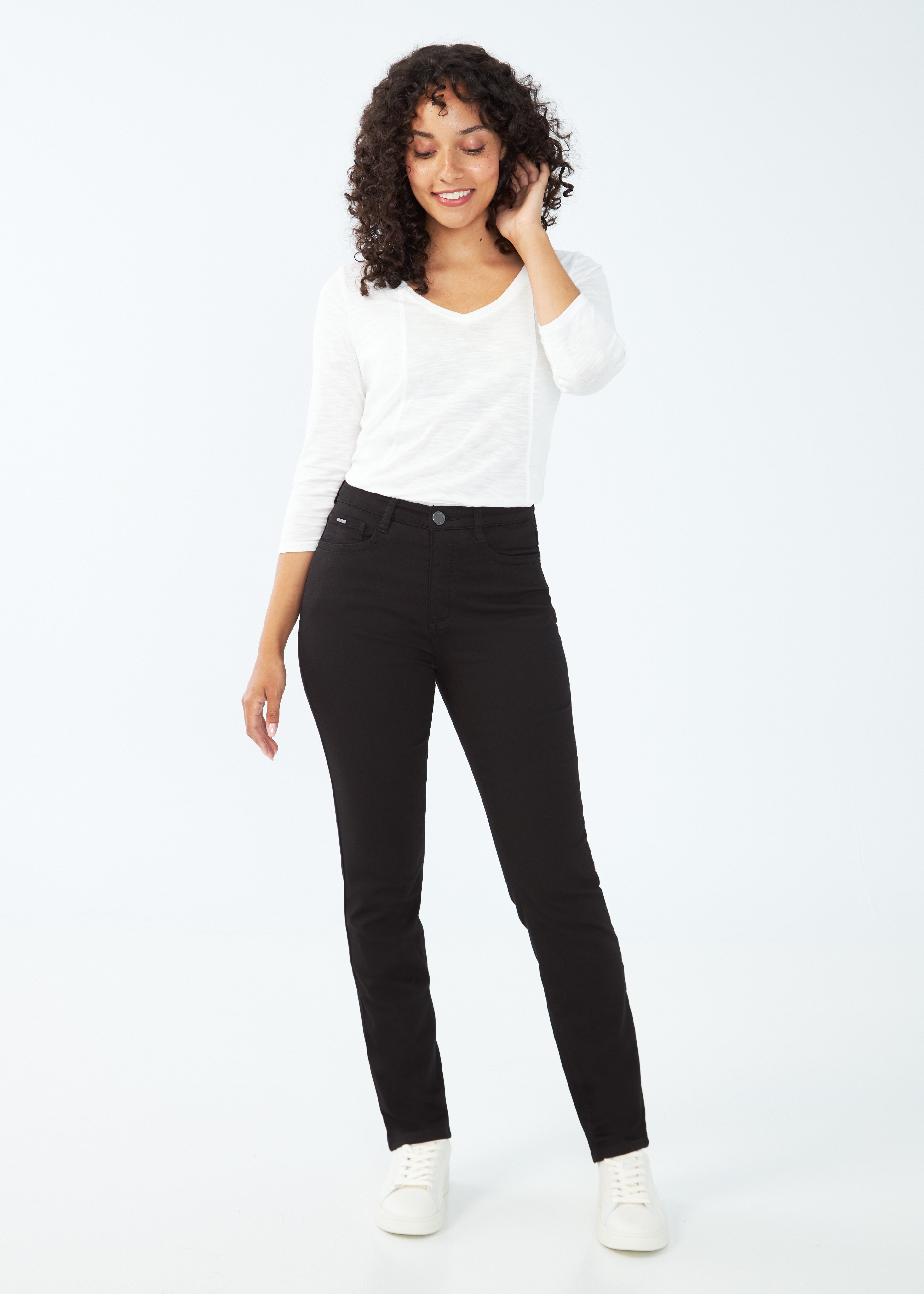 PETITE SUZANNE RELAXED SLIM LEG