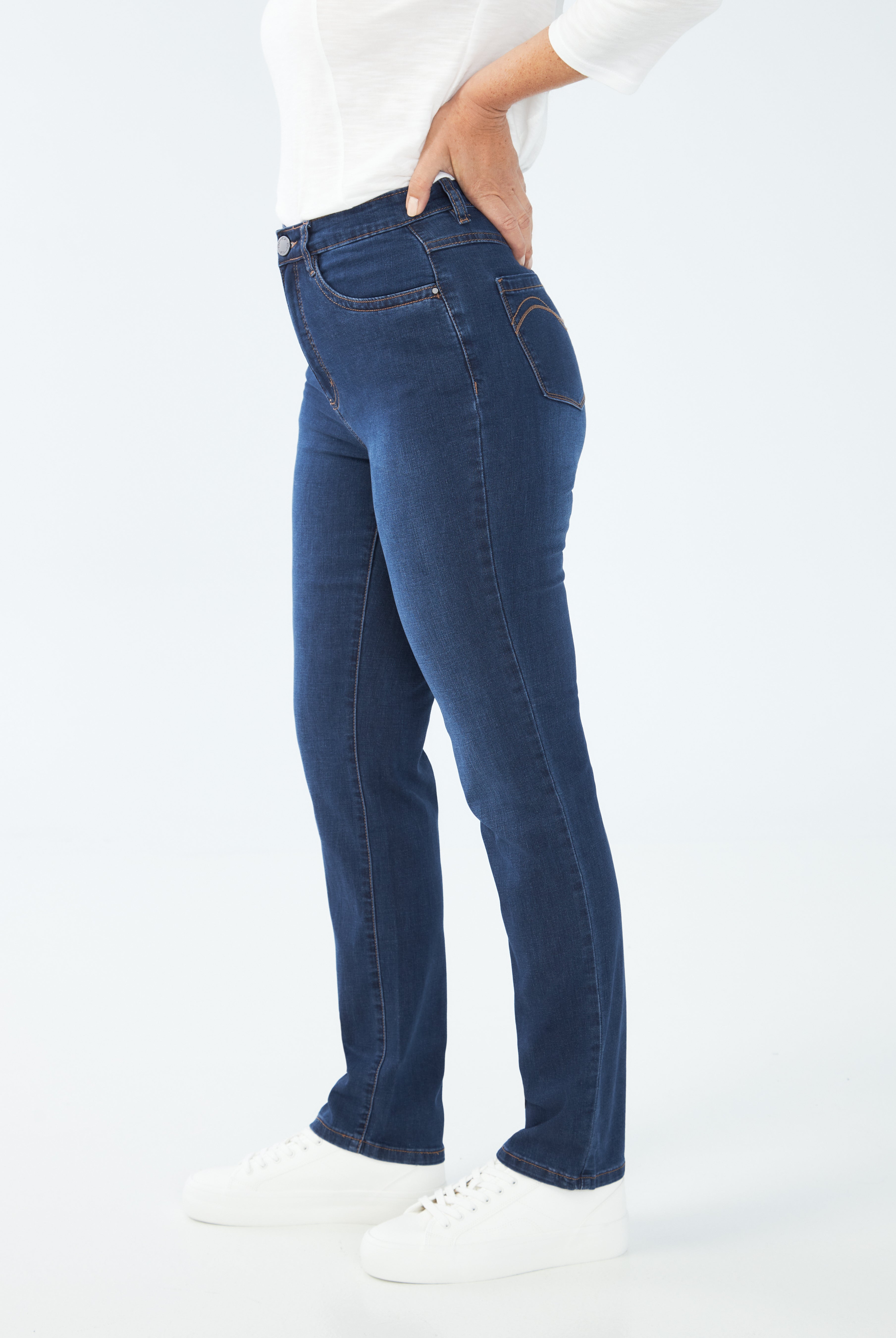 PETITE SUZANNE RELAXED SLIM LEG
