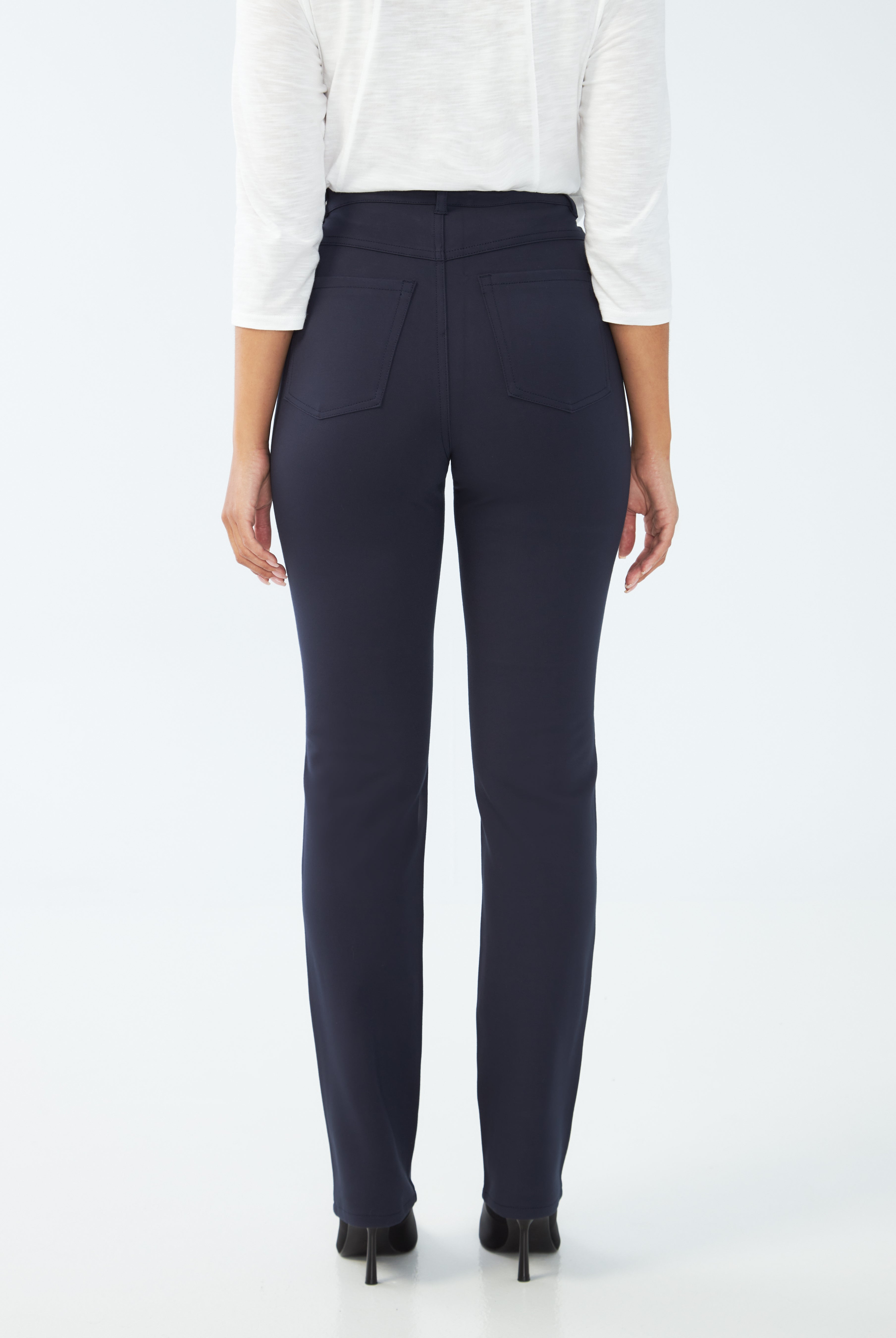 PETITE SUZANNE STRAIGHT LEG