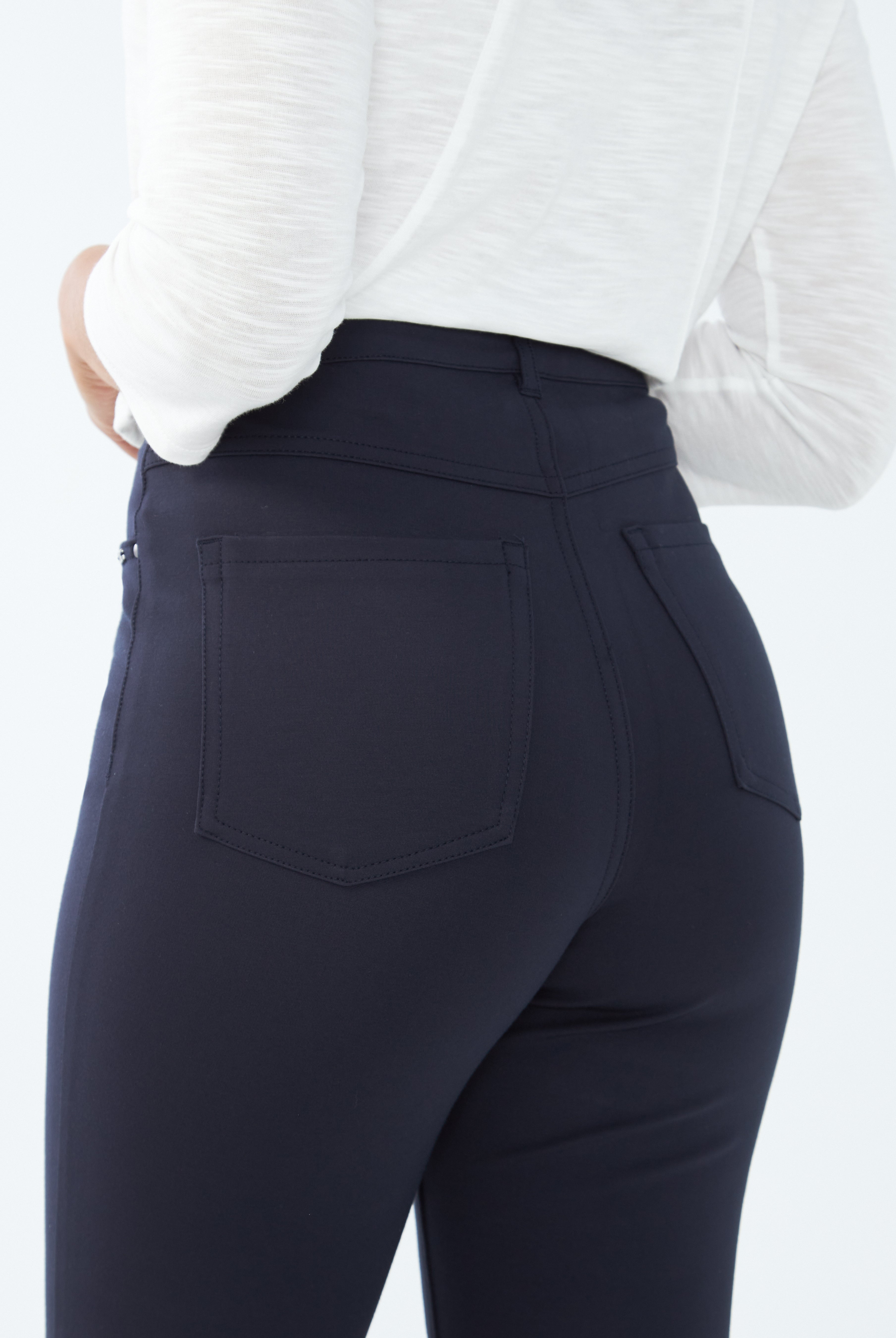 PETITE SUZANNE STRAIGHT LEG