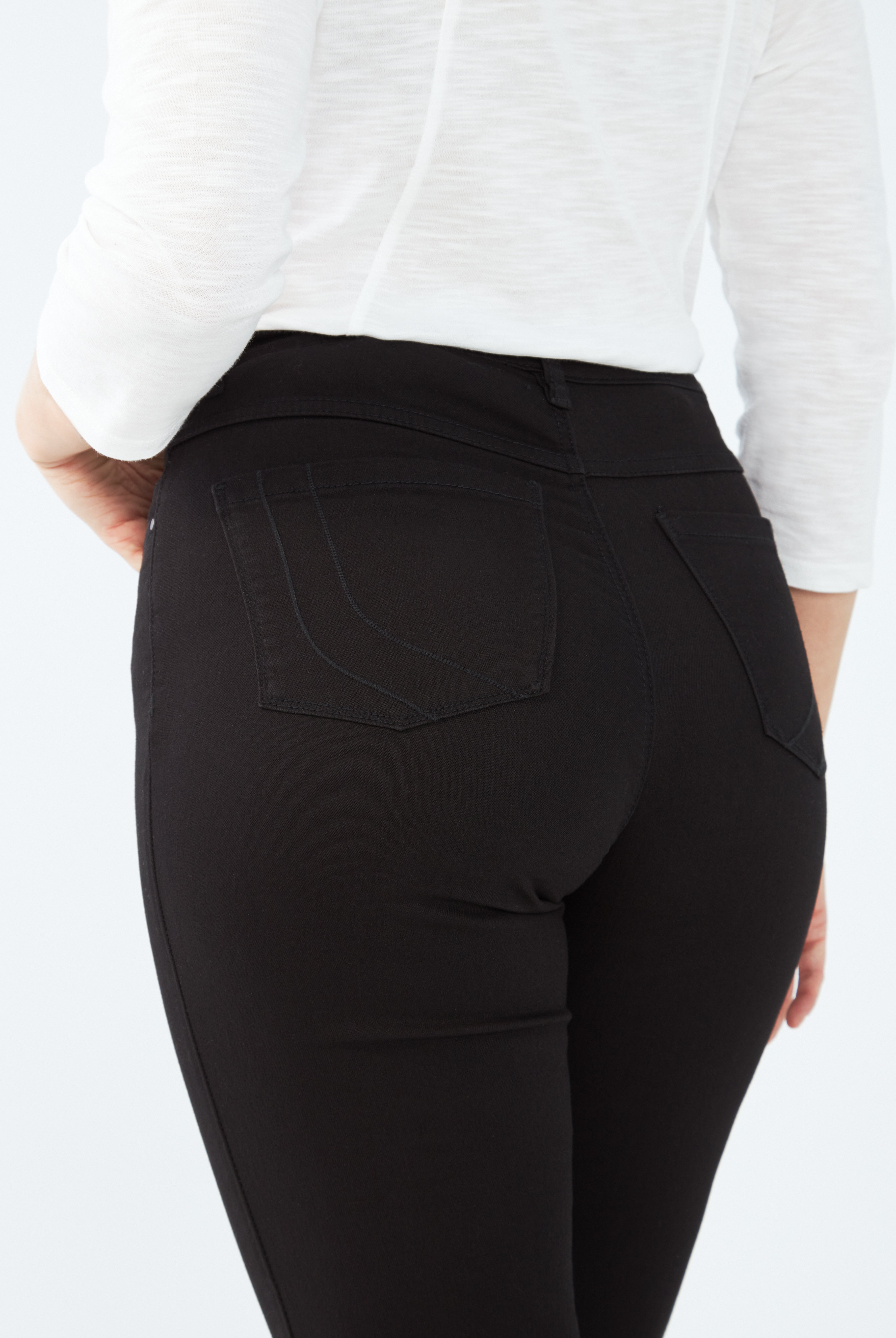 PETITE PEGGY STRAIGHT LEG