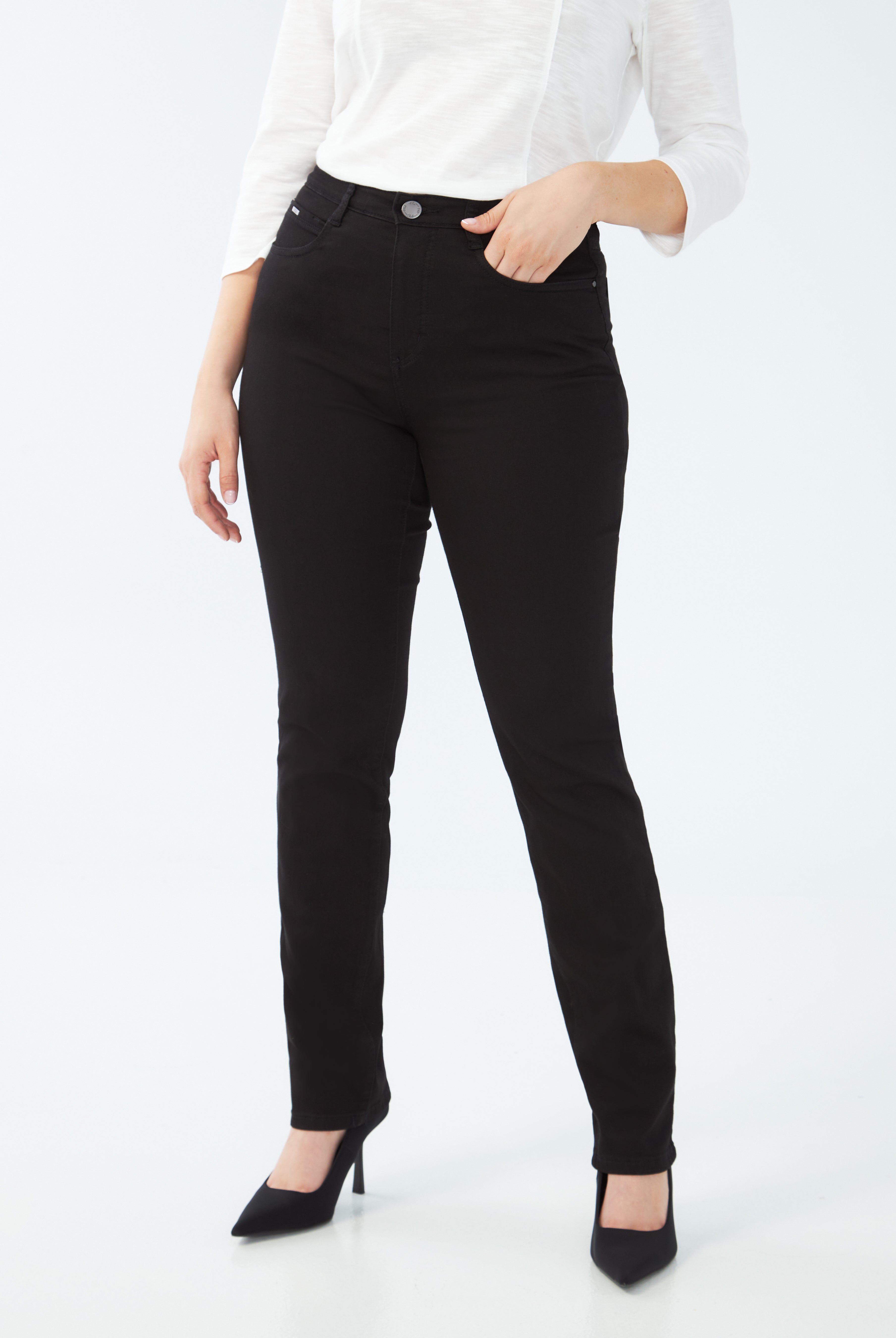 PETITE PEGGY STRAIGHT LEG