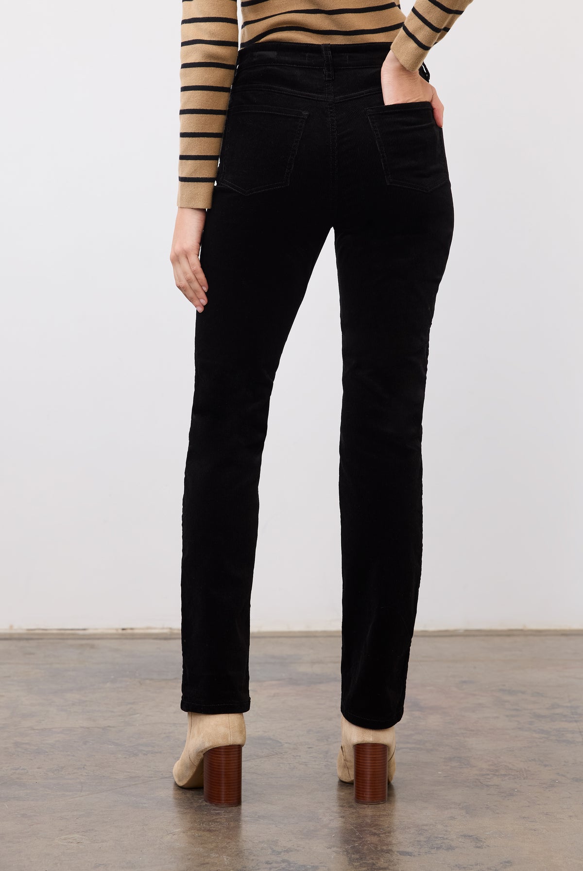 Back view highlighting patch pockets and straight leg fit of Suzanne pant in black by French Dressing Jeans (FDJ)