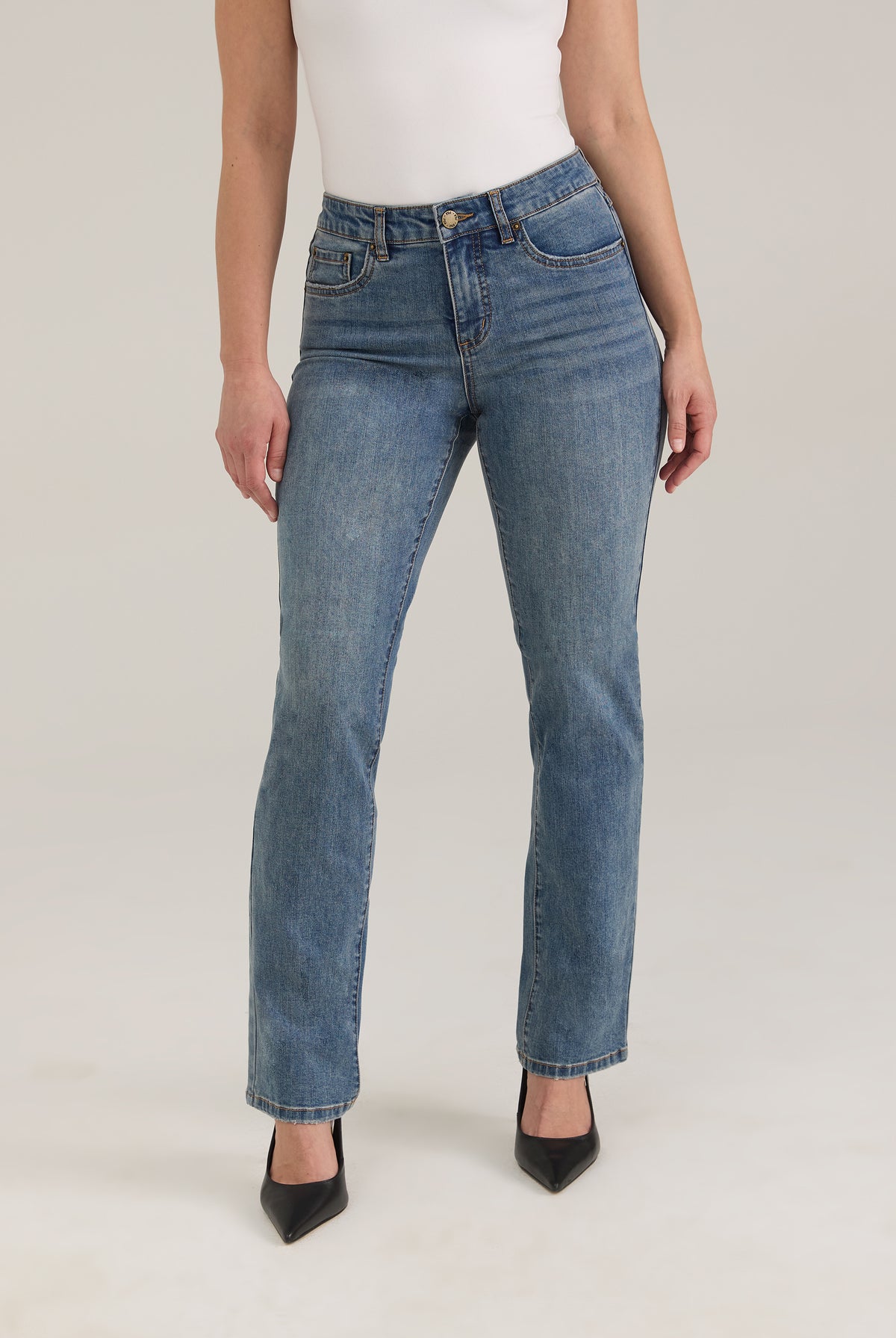 Front view of Olivia straight leg denim in light wash showing mid-rise waist and slim fit by French Dressing Jeans (FDJ)