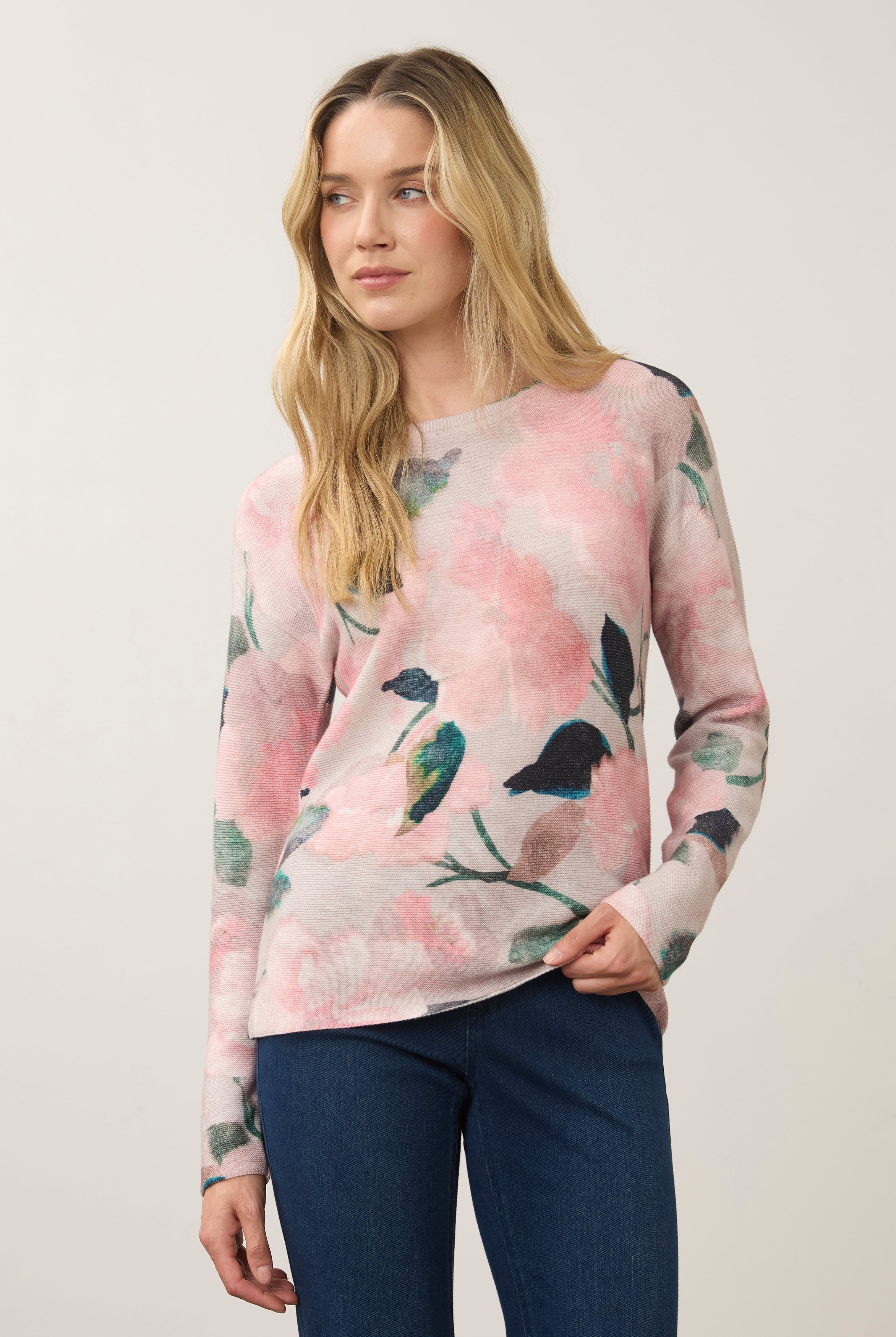 Front view of long sleeve printed sweater in De Winter Pink with crew neck by French Dressing Jeans (FDJ)