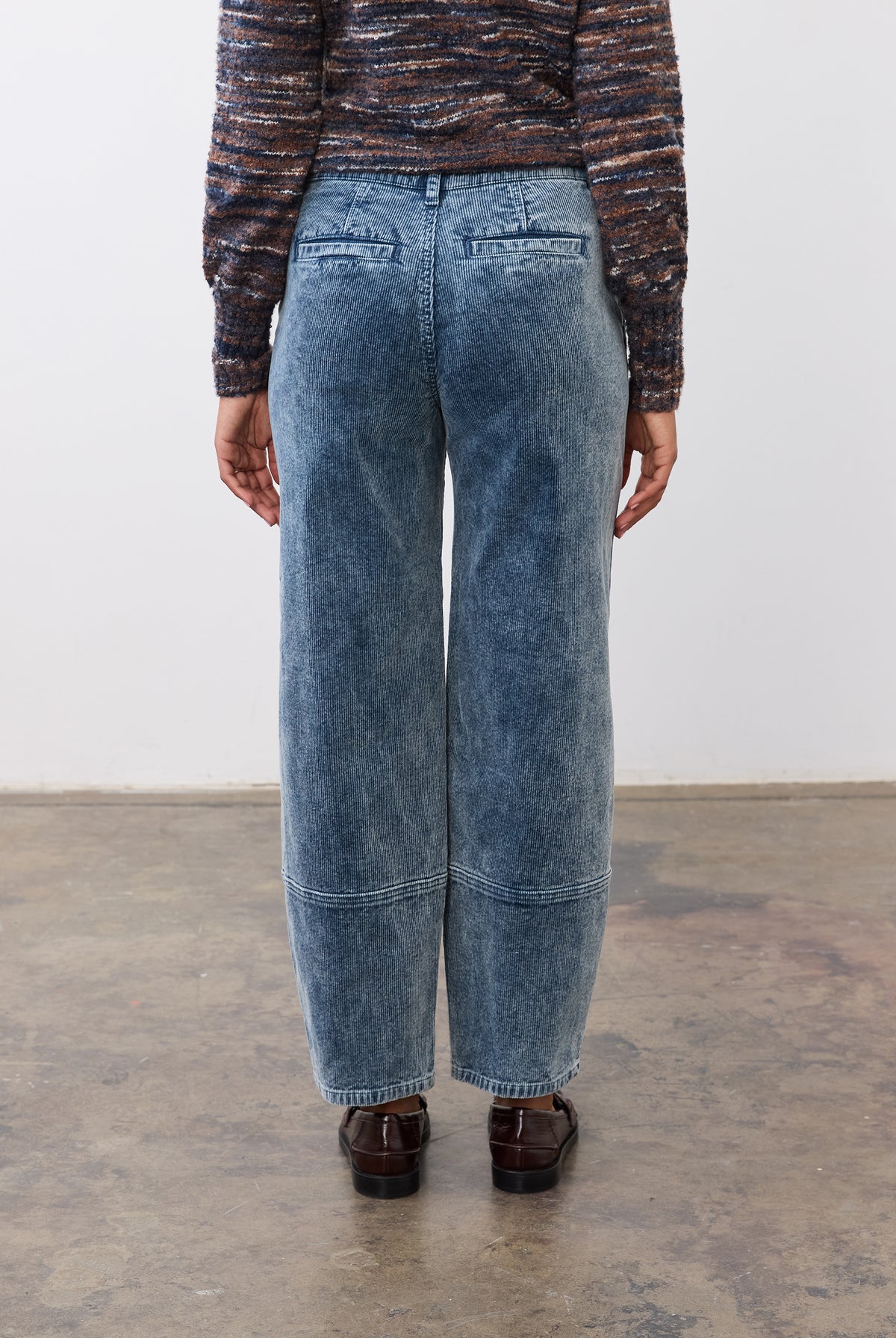 Front view of Suzanne pant in blueberry, showcasing high-rise and slash pockets design by French Dressing Jeans (FDJ)