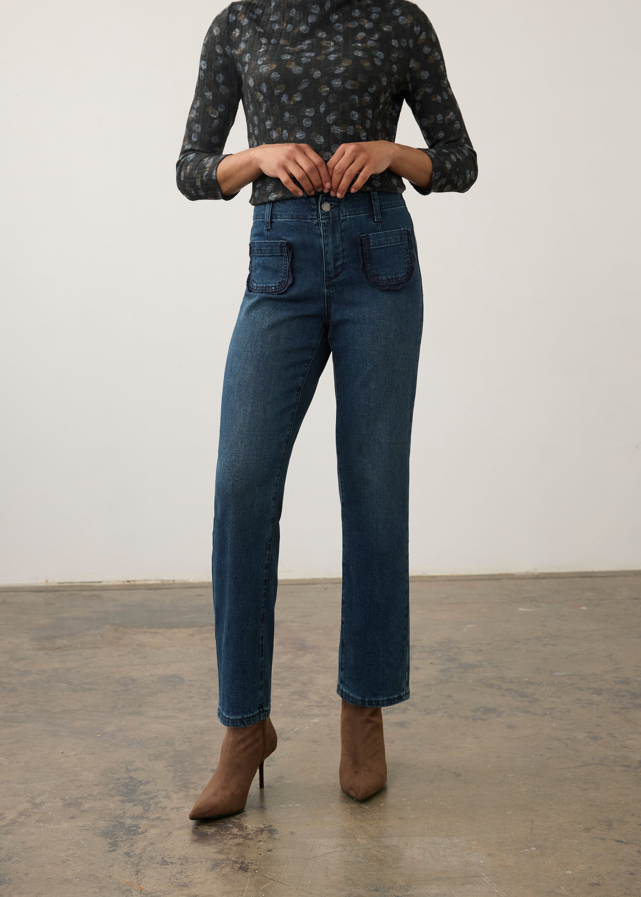 Front view of dark wash denim pants with high-rise waist and large front patch pockets by French Dressing Jeans (FDJ) par French Dressing Jeans (FDJ)