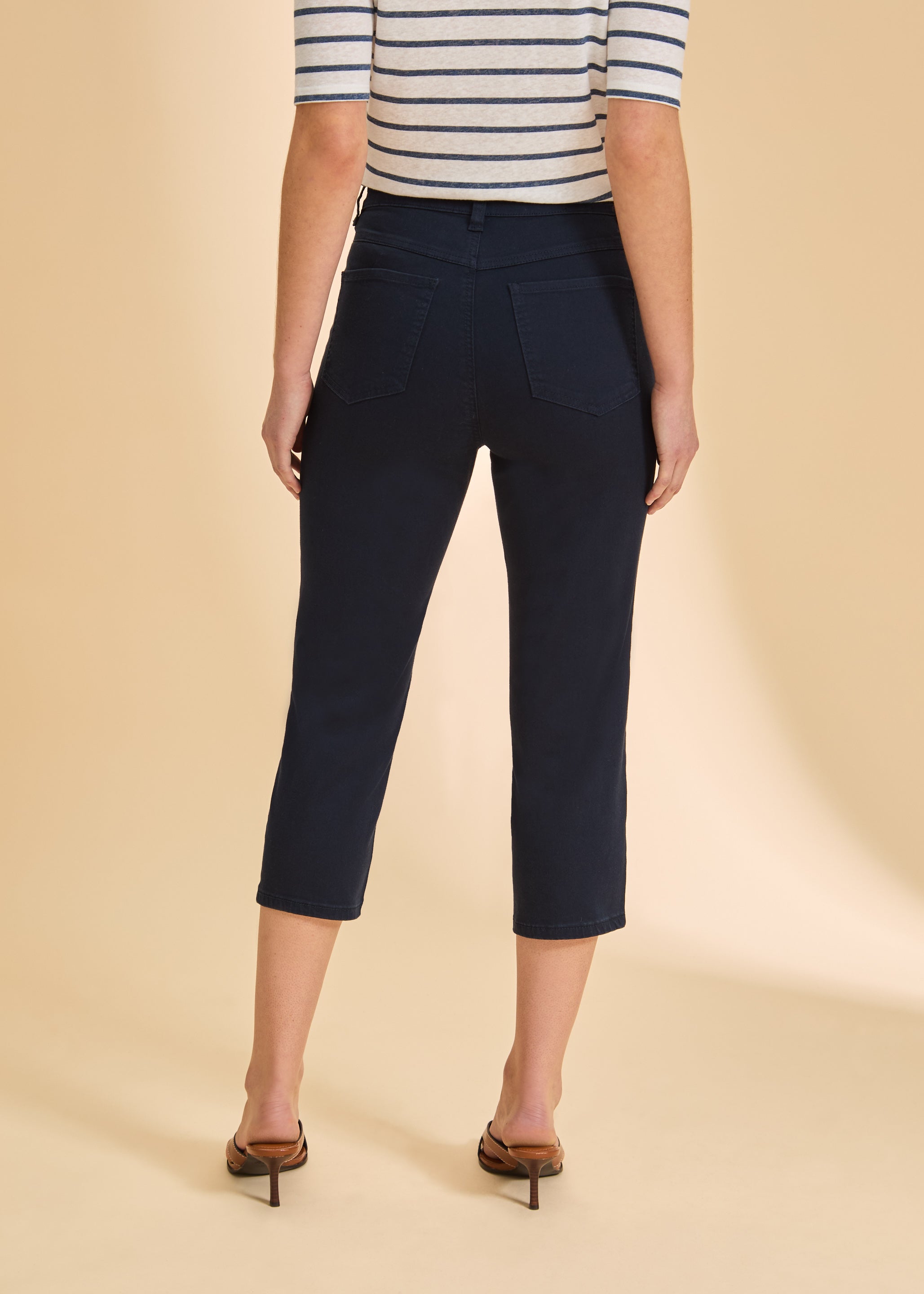 Back view of navy cropped jeans, showcasing tailored pocket design by French Dressing Jeans (FDJ)