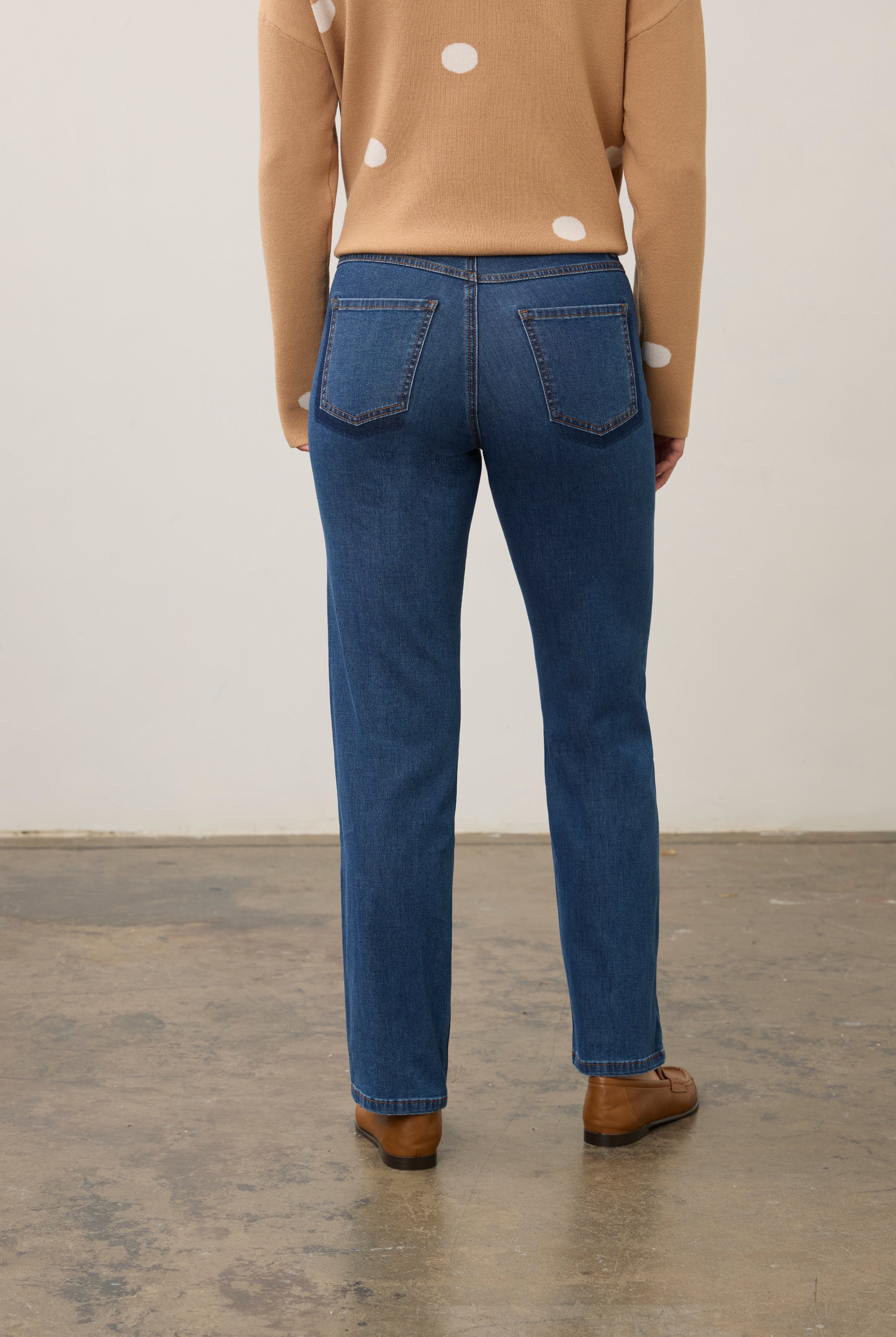 Back view of dark wash jeans showing patch pockets and straight leg fit by French Dressing Jeans (FDJ) par French Dressing Jeans (FDJ)