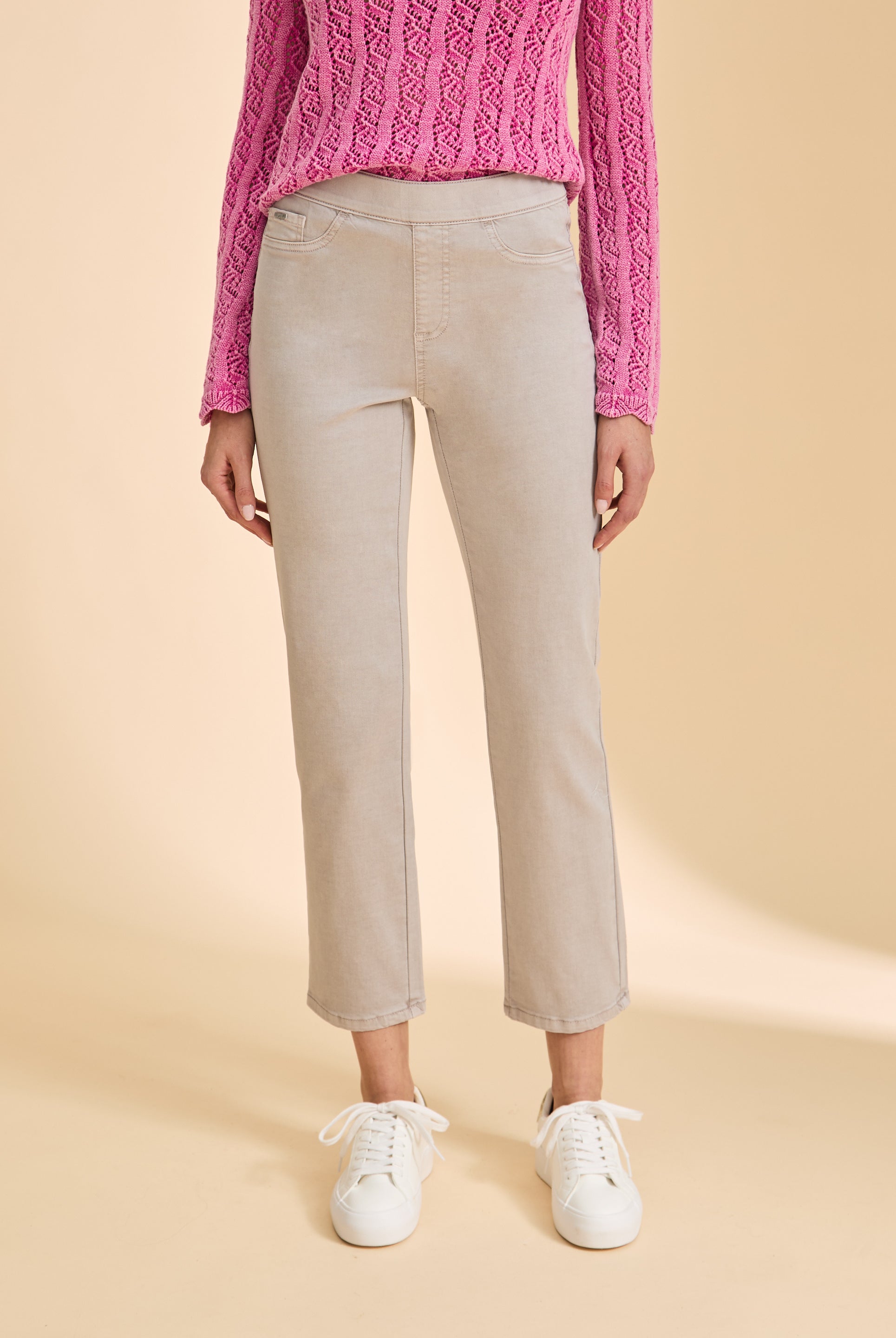 Close-up front view of taupe straight-leg jeans, showing smooth lines by French Dressing Jeans (FDJ)