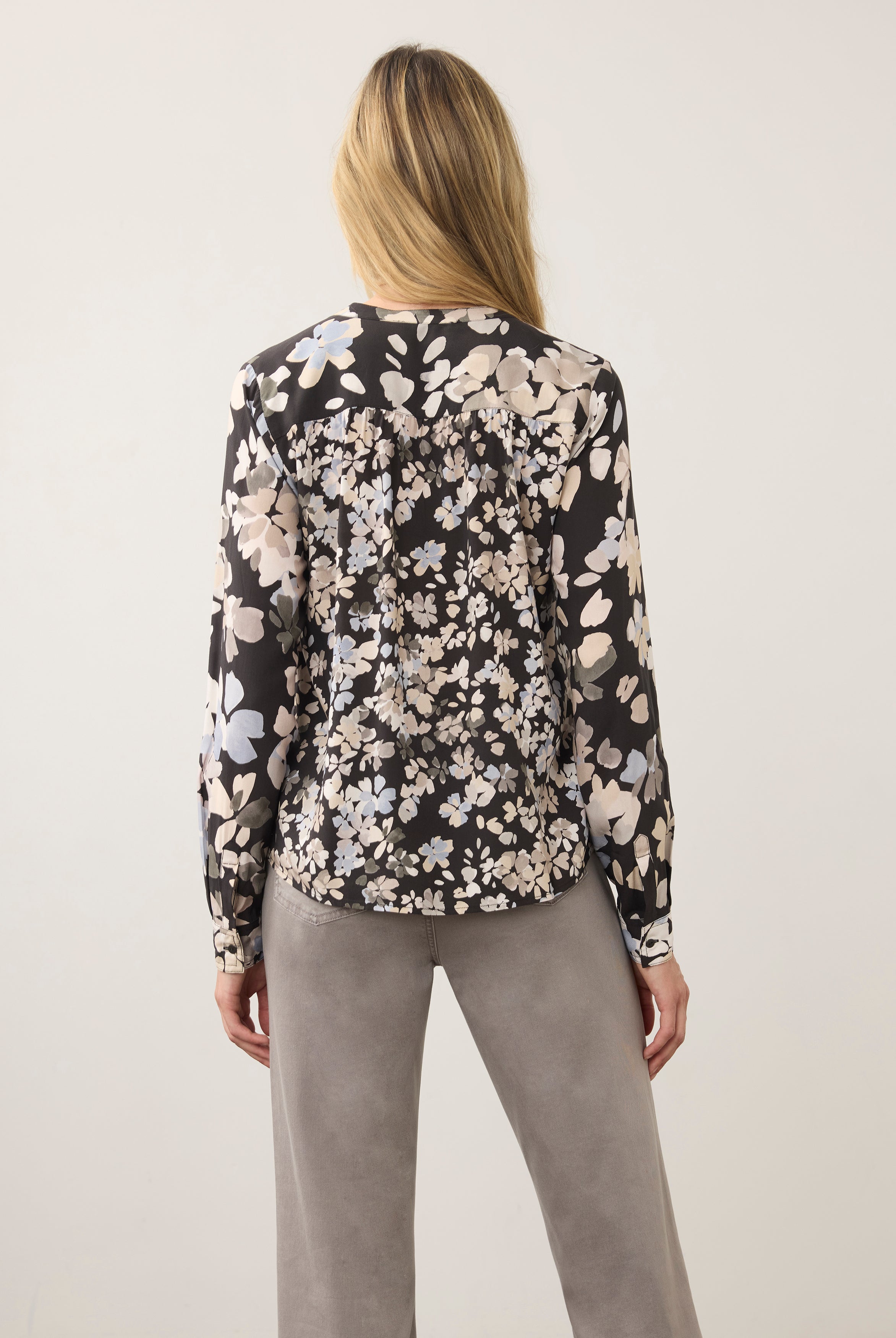 Back view of floral printed shirt showcasing long sleeves by French Dressing Jeans (FDJ)