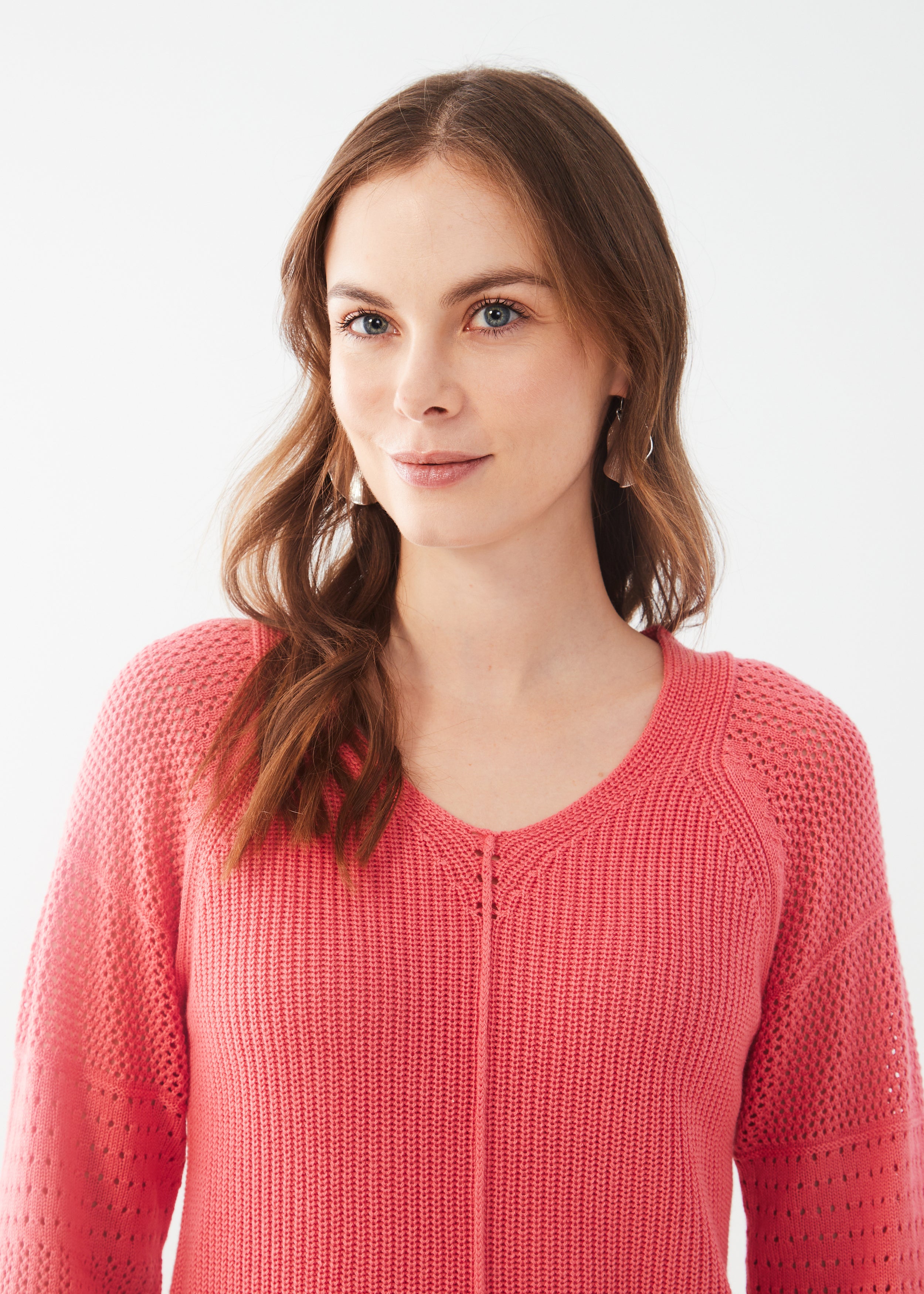 LONG POINTELLE SLEEVE V-NECK SWEATER